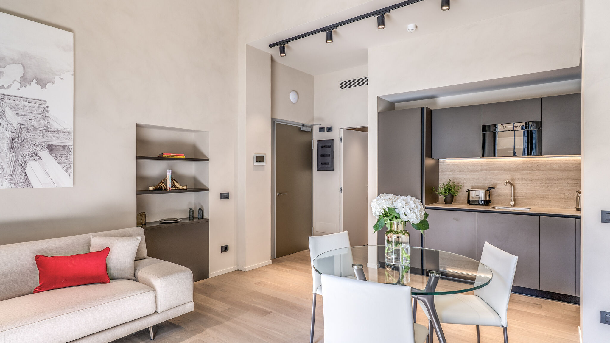 Italianway Milano Agnesi Statue - 1.101