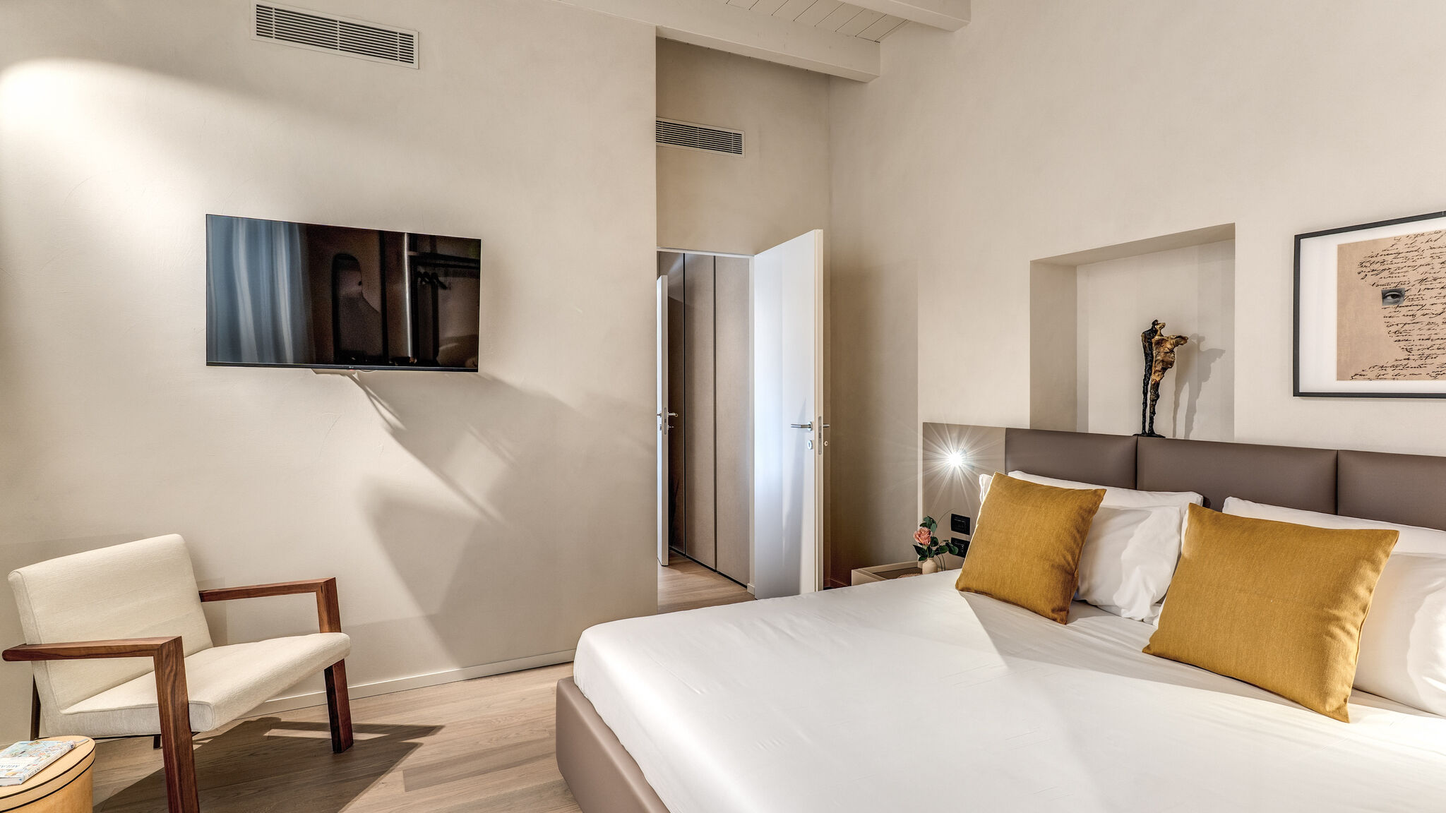 Italianway Milano Agnesi Statue - 1.101