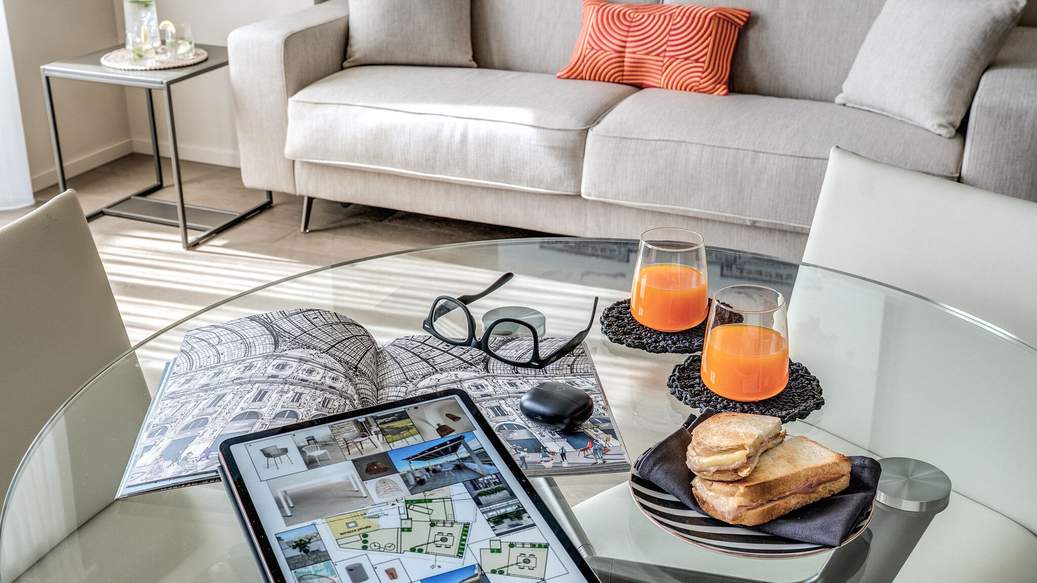 Italianway Milano Agnesi Statue - 1.102 