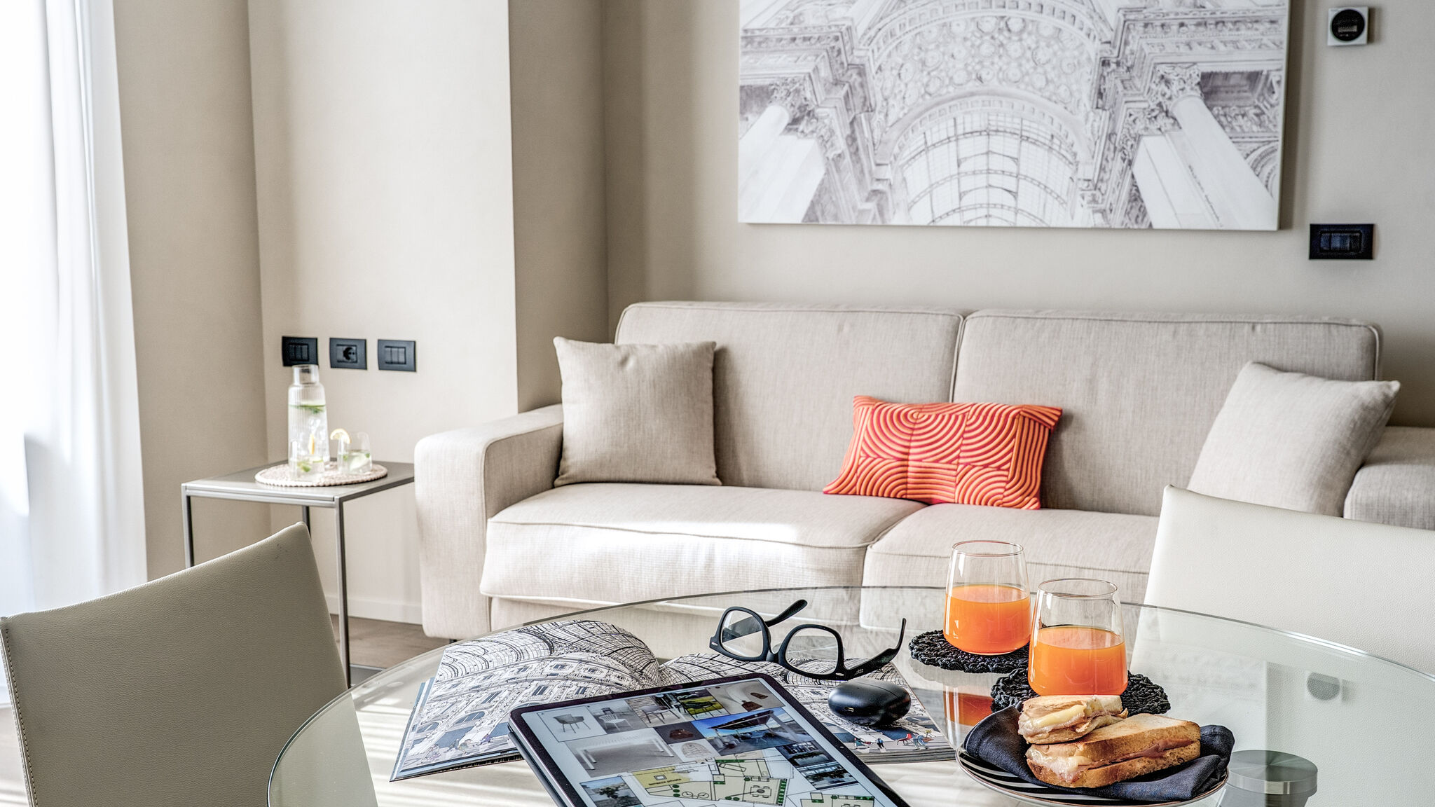 Italianway Milano Agnesi Statue - 1.102 