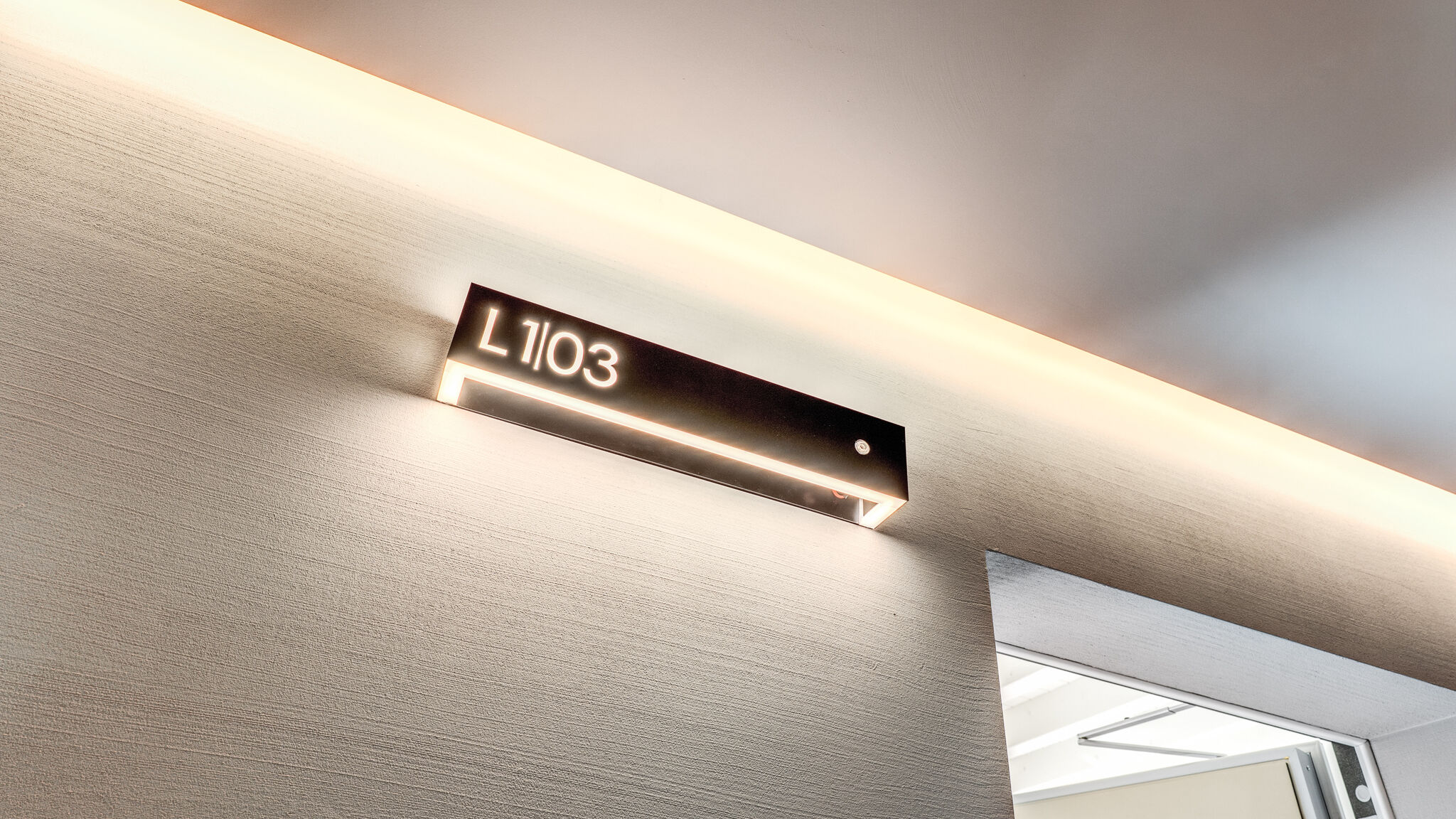 Italianway Milano Agnesi Statue - 1.103