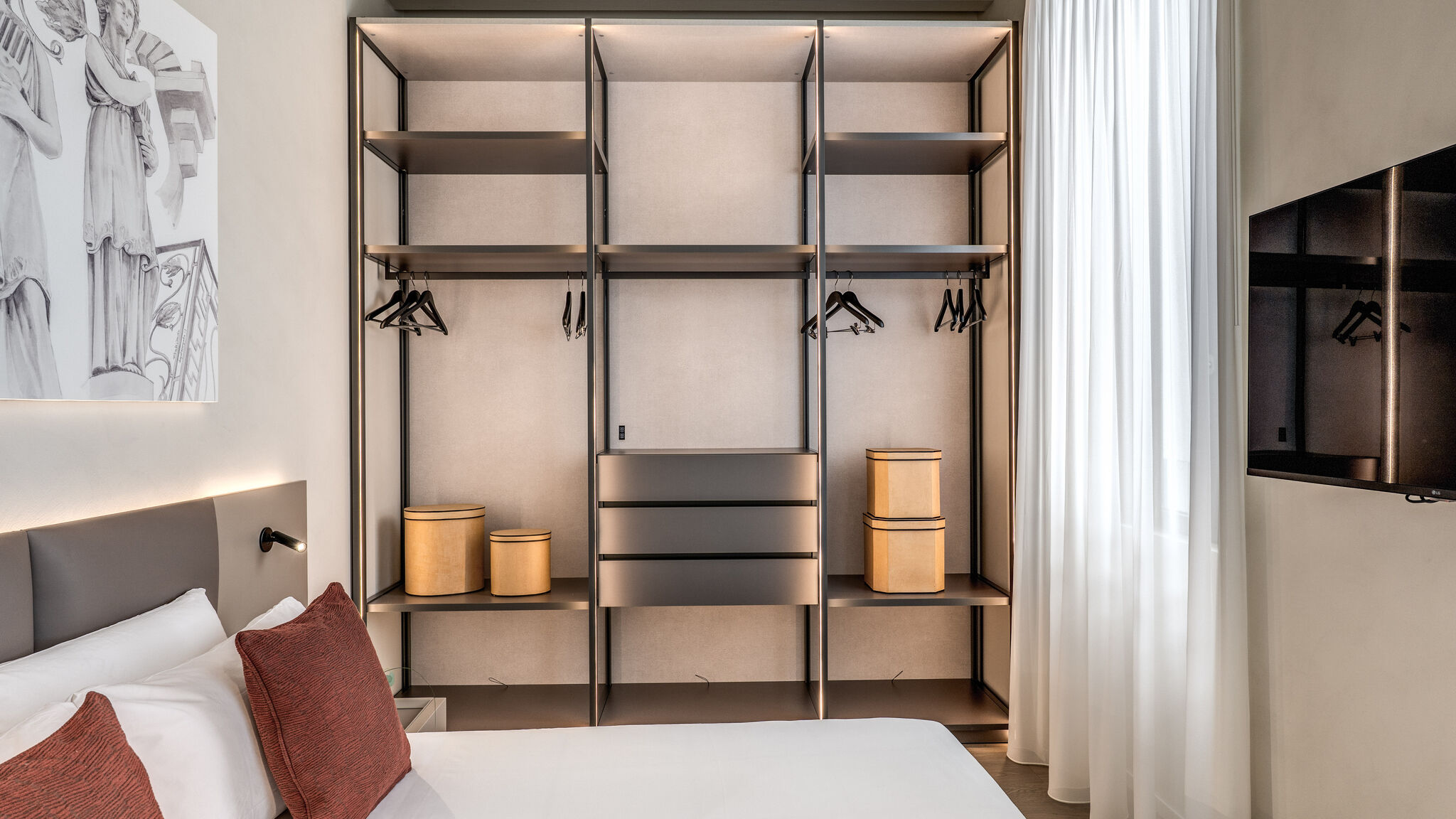 Italianway Milano Agnesi Statue - 1.104