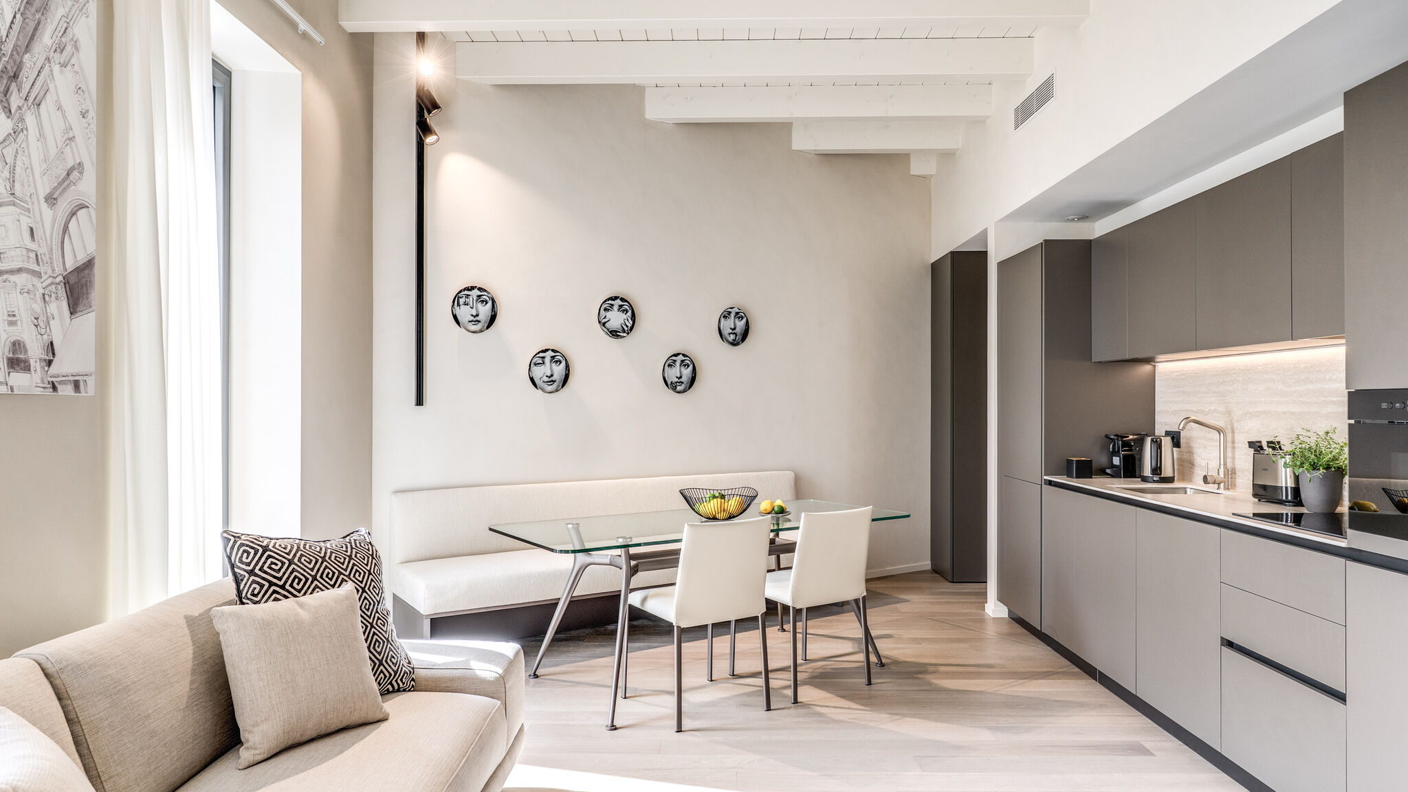 Italianway Milano Agnesi Statue - 1.104