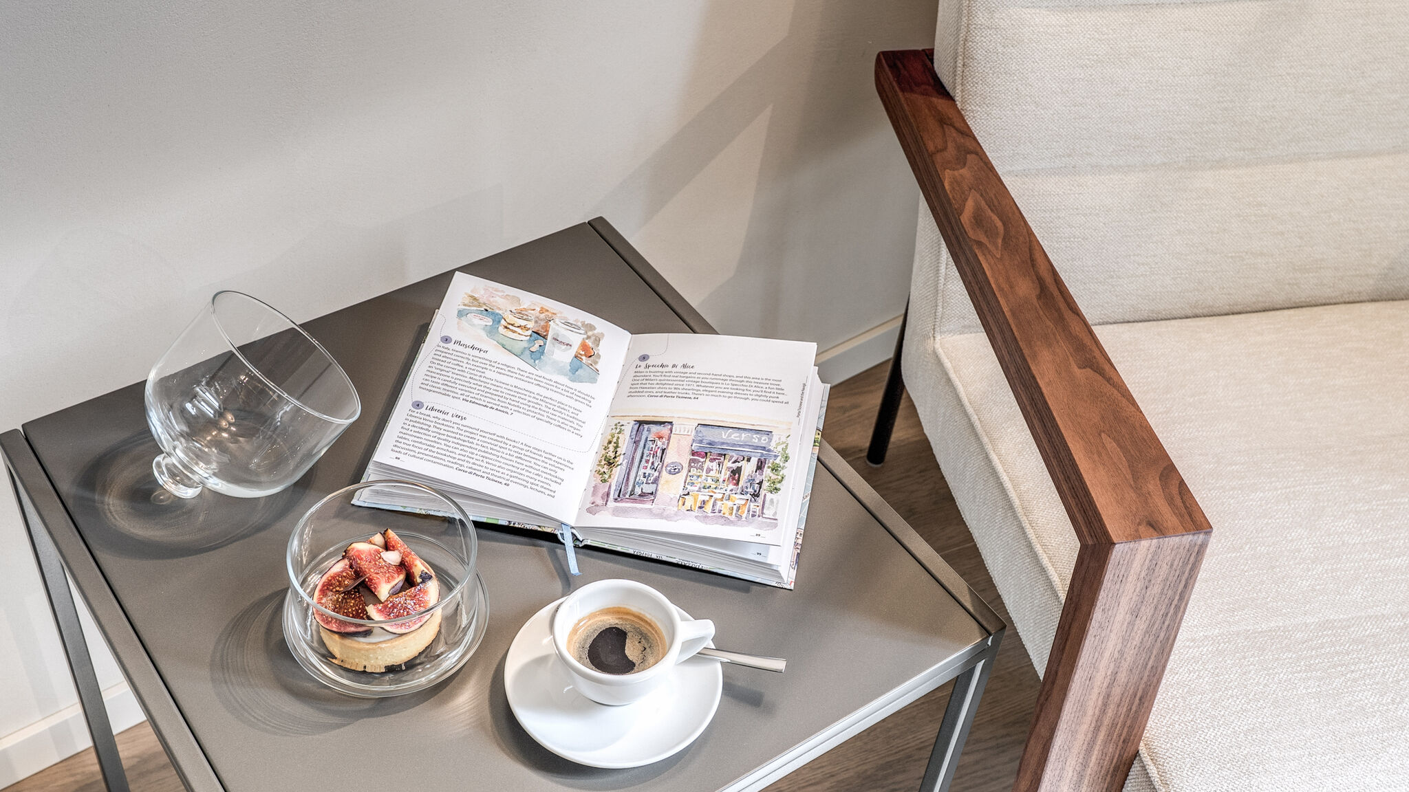 Italianway Milano Agnesi Statue - 1.104