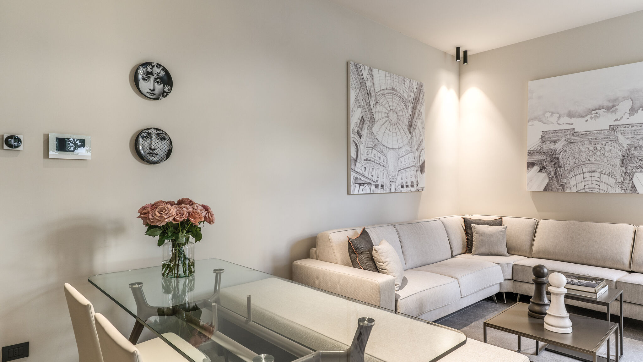 Italianway Milano Agnesi Statue - 3.001