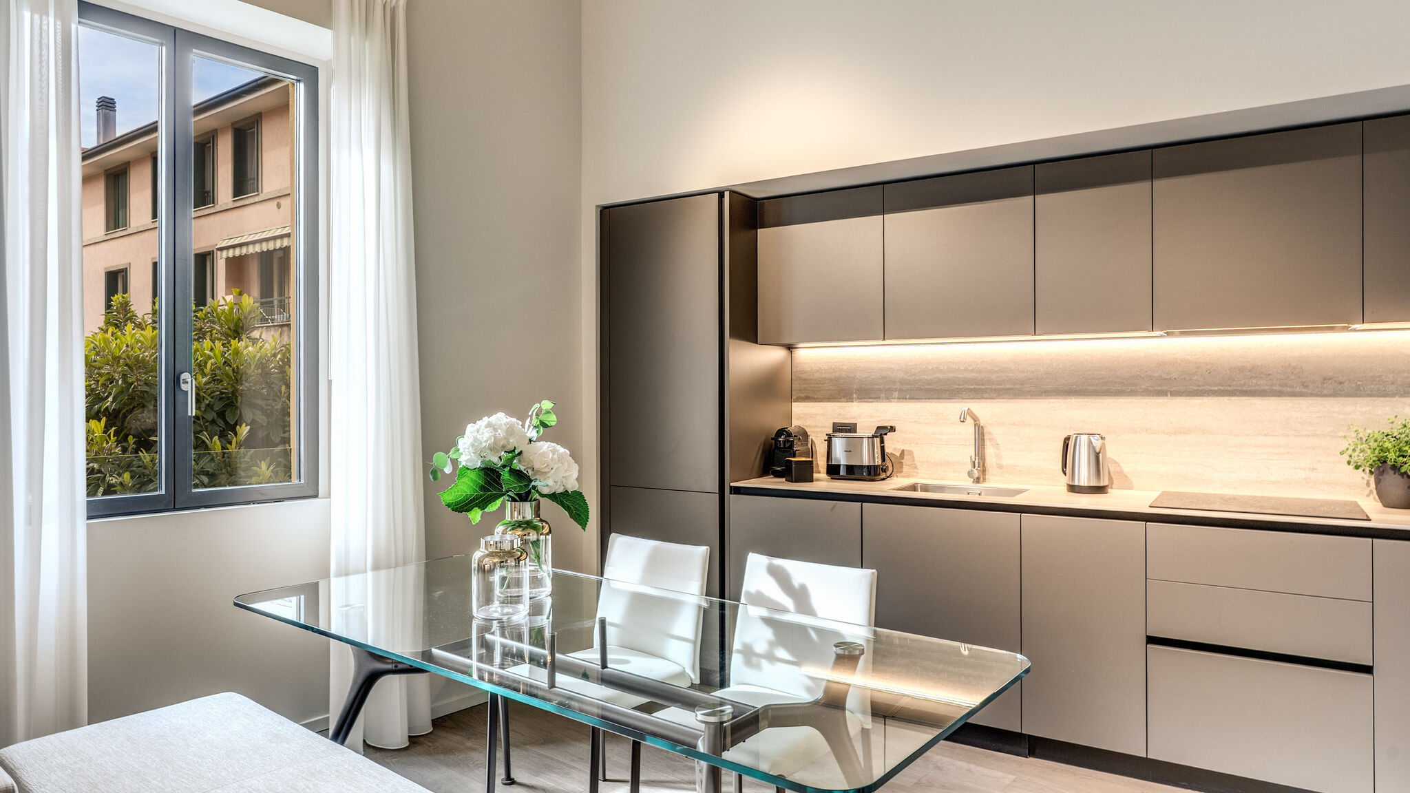 Italianway Milano Agnesi Statue - 3.101