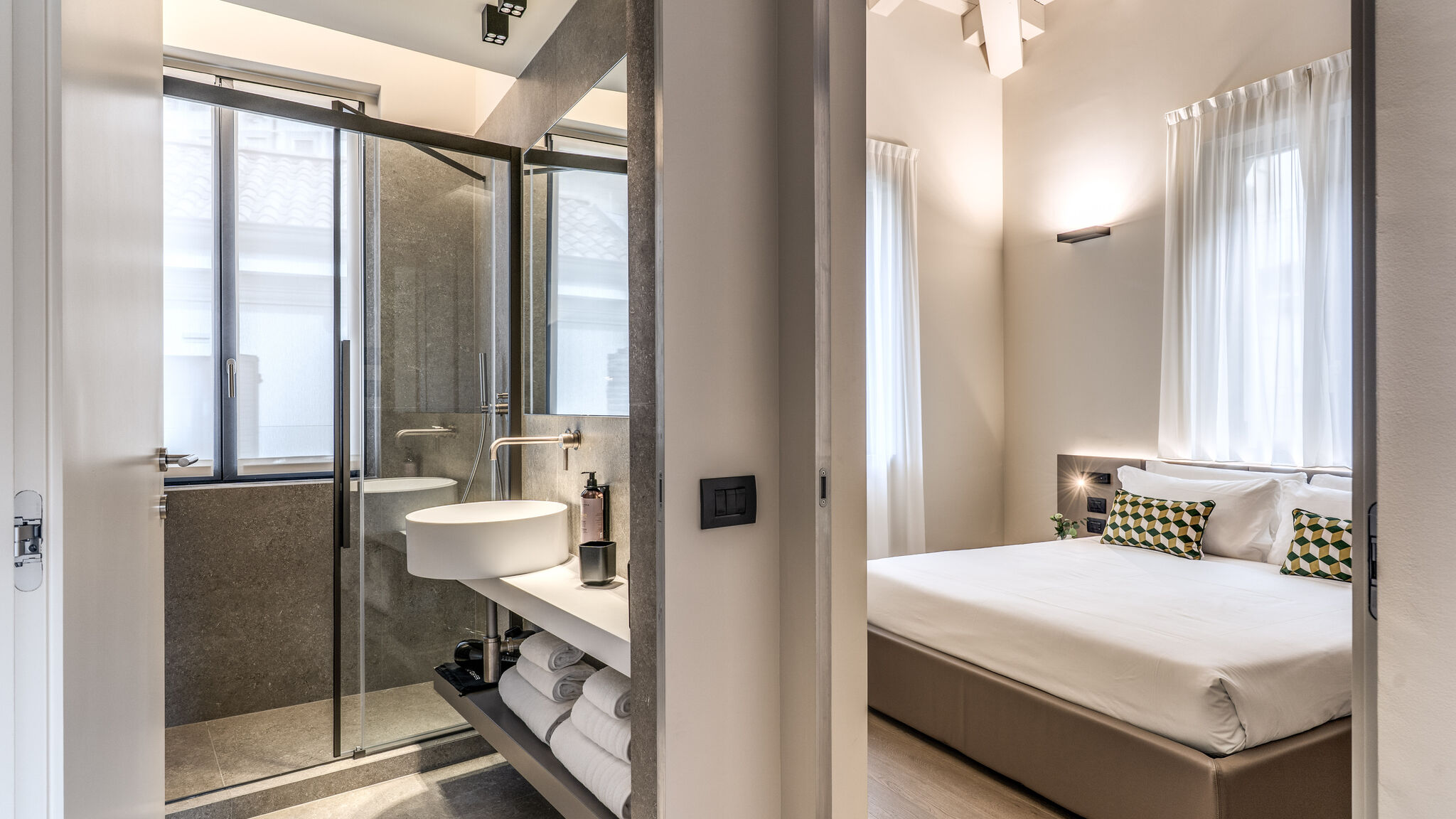 Italianway Milano Agnesi Statue - 3.101