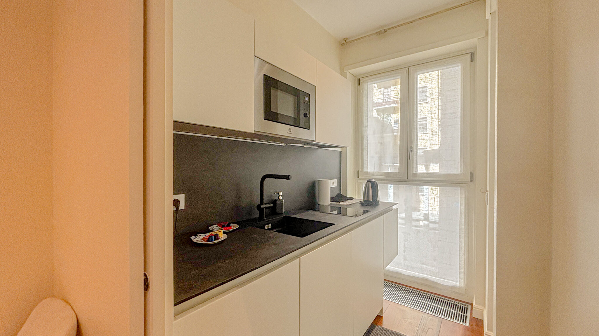 Italianway Milano Foro Exclusive Suite - 5 mins from Duomo