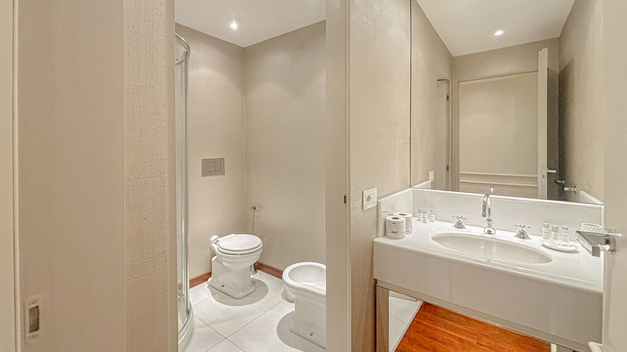 Italianway Milano Foro Exclusive Suite - 5 mins from Duomo