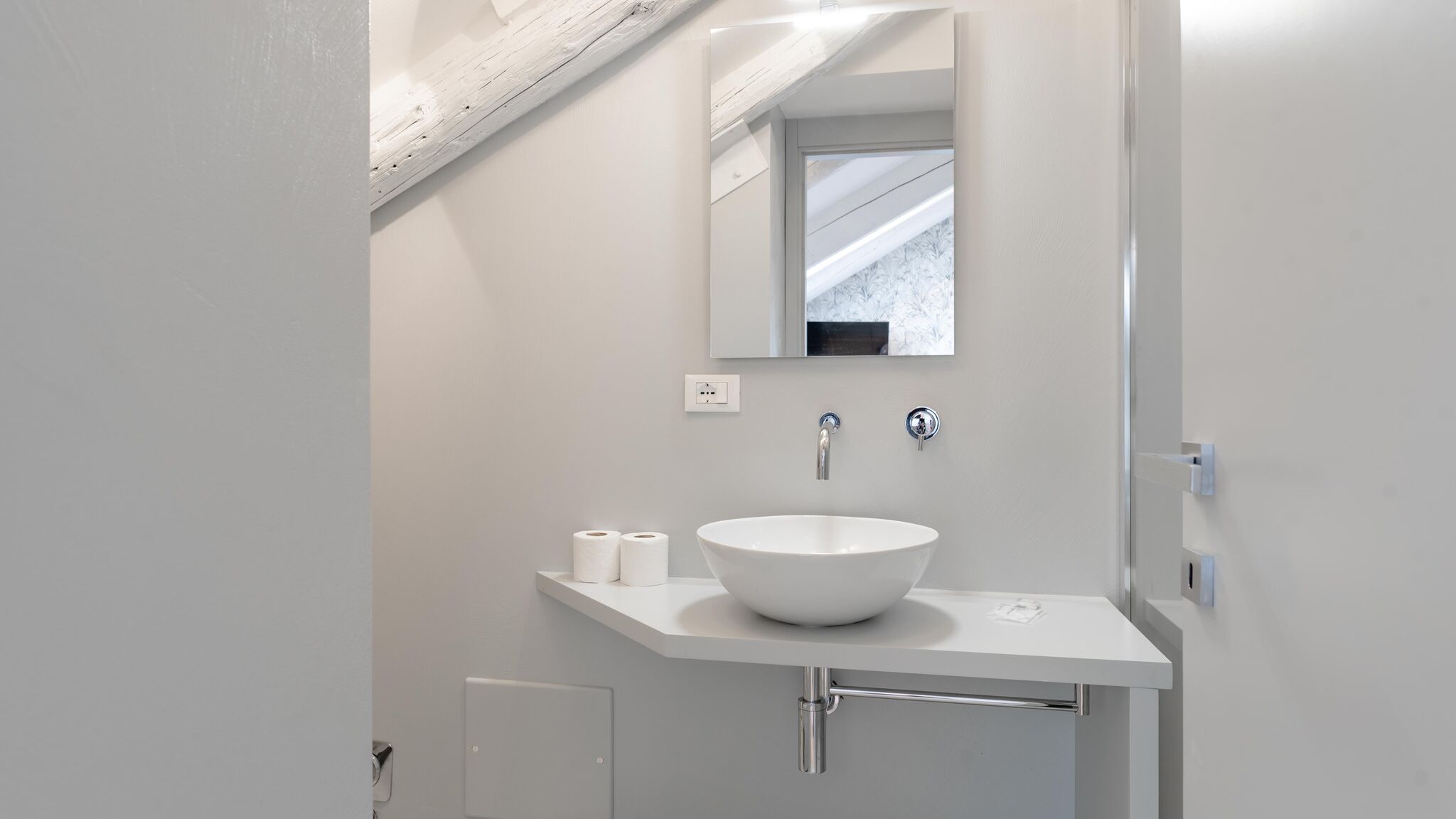 Italianway Torino Suite Chopin by Toh Solution