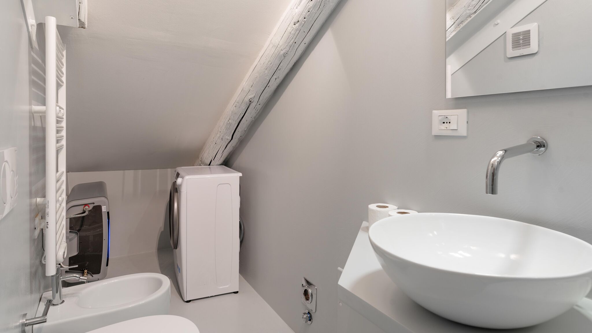 Italianway Torino Suite Chopin by Toh Solution