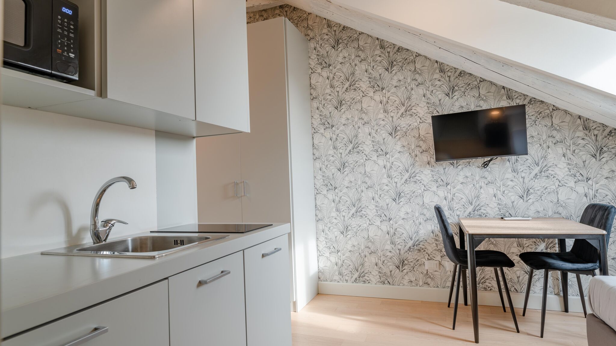 Italianway Torino Suite Chopin by Toh Solution