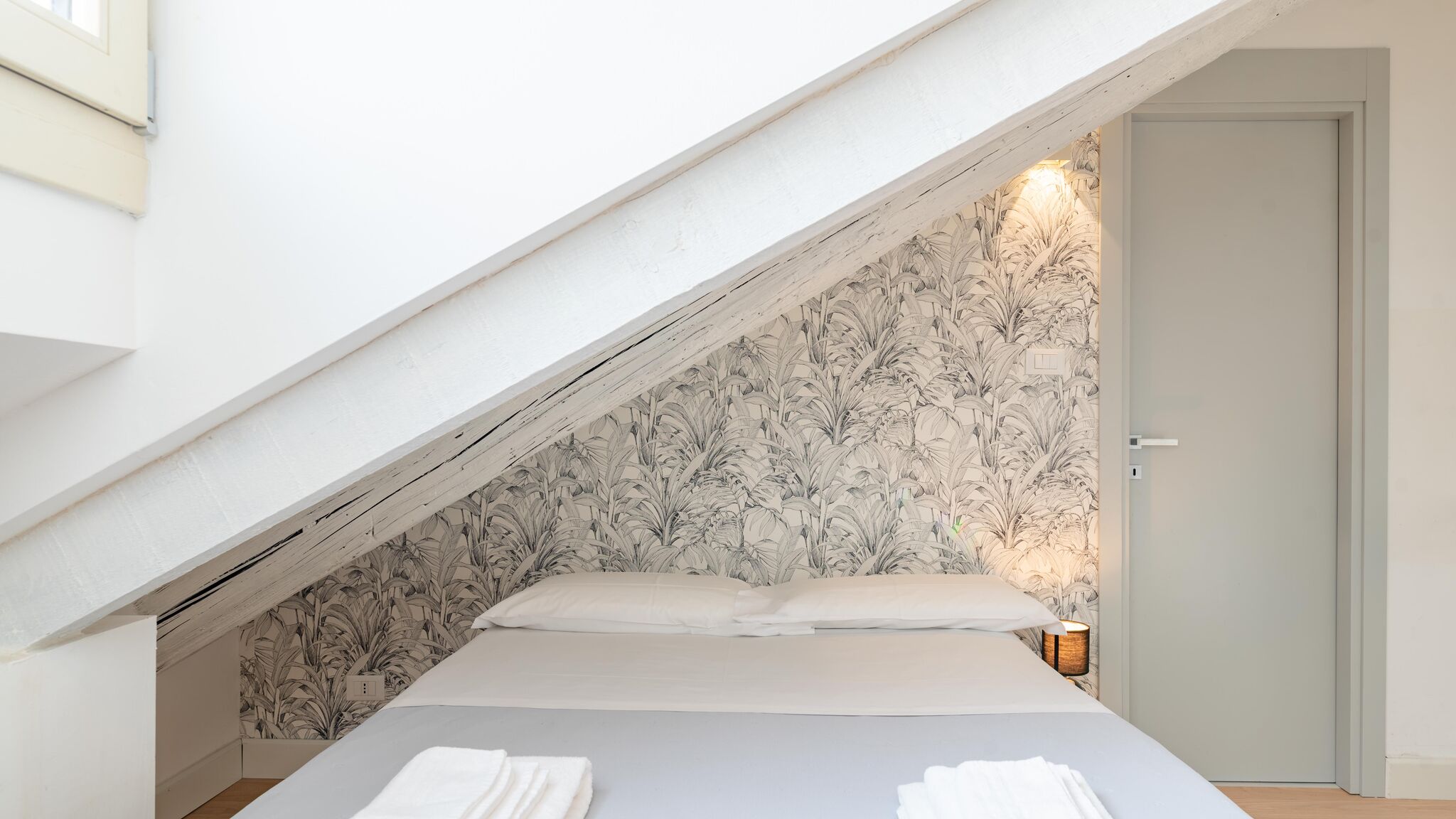 Italianway Torino Suite Chopin by Toh Solution