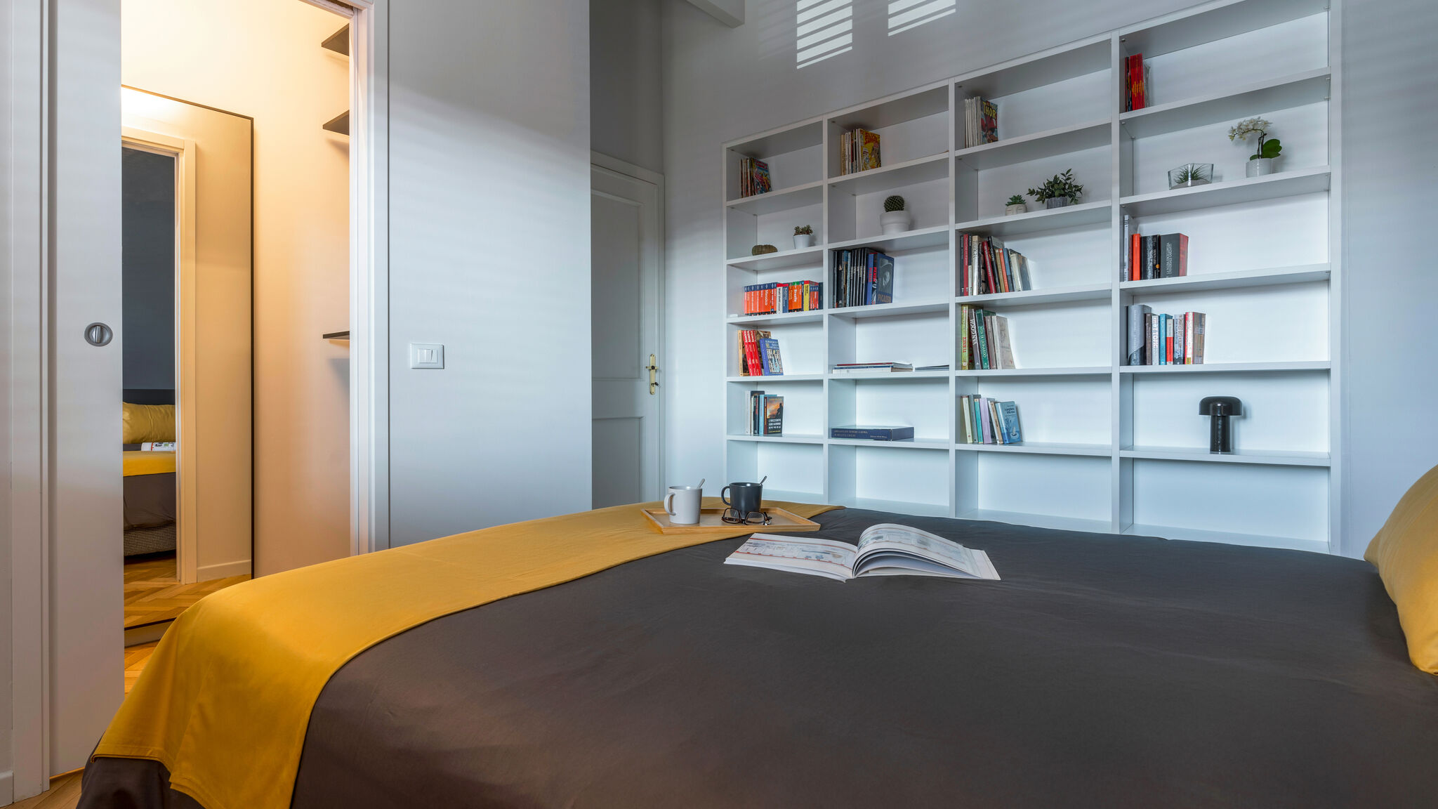 CASE AL LAGO Brescia Chiaroscuro By Case al Lago