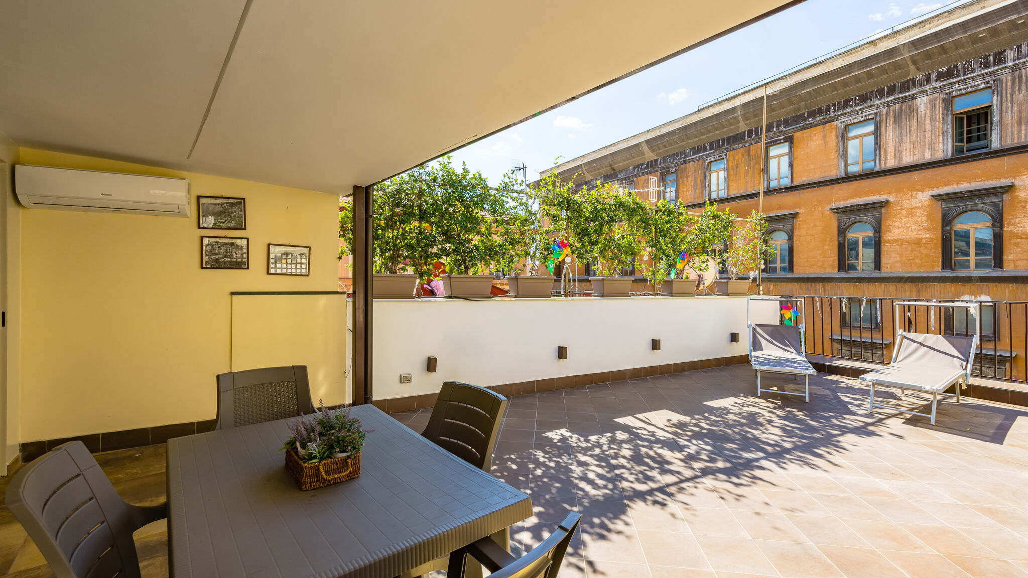 Napoliapartments.it Napoli Golden Terrace at Historical Center