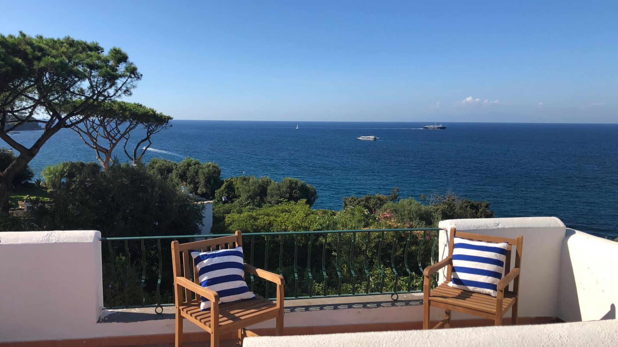 Italianway Ischia Bouganville