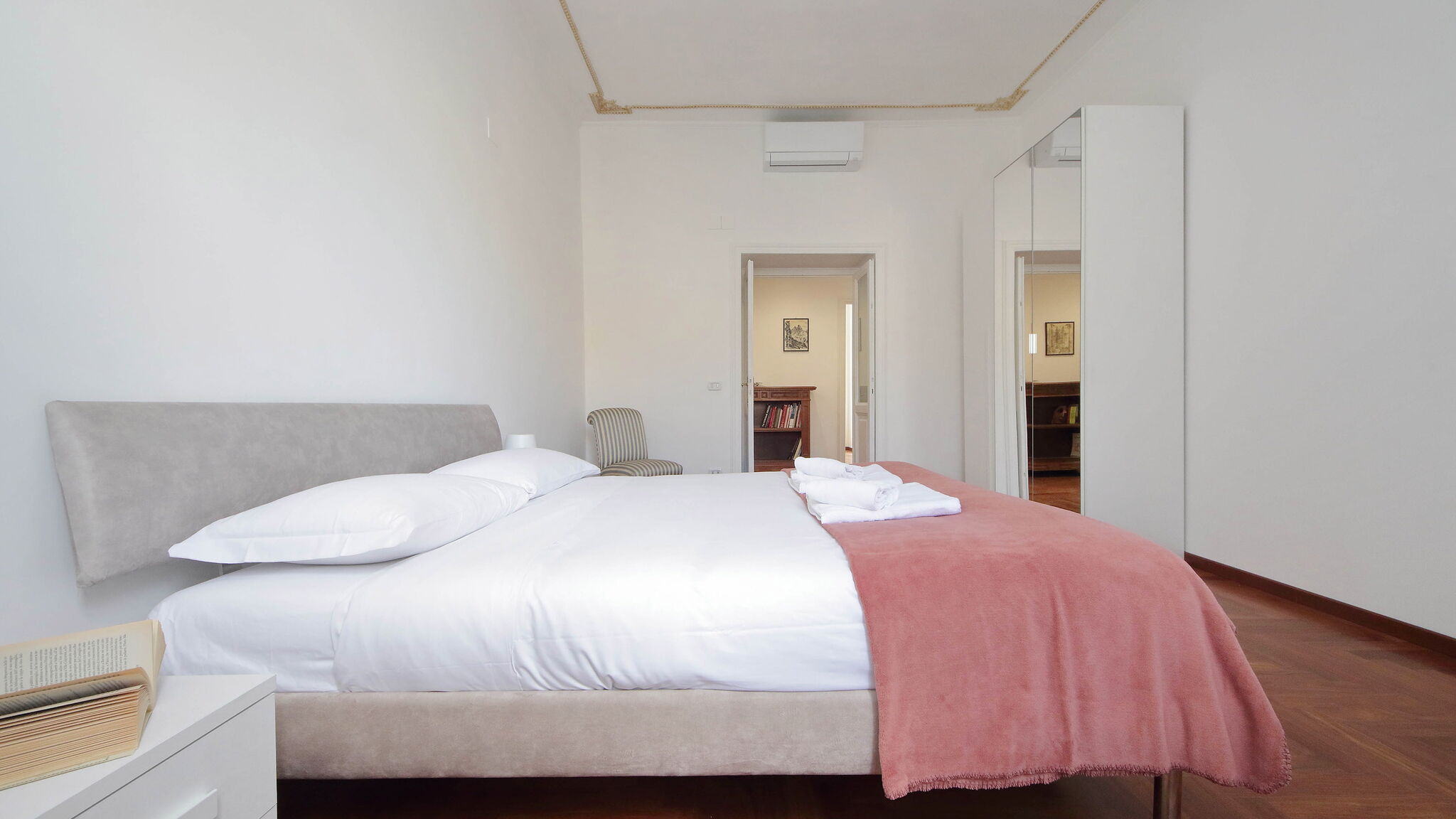 Italianway Roma 4BNB - St. Peter's Dome Apartment