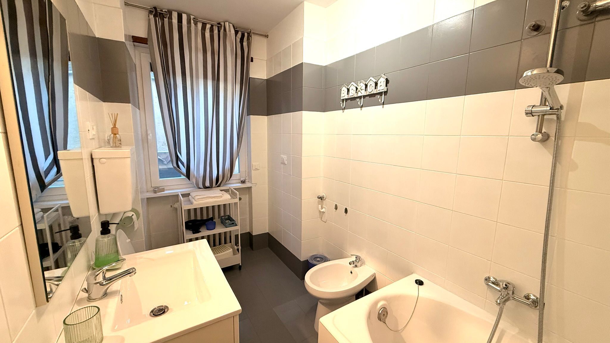 Italianway San Bartolomeo al Mare Relax in Villa con giardino privato e posto auto