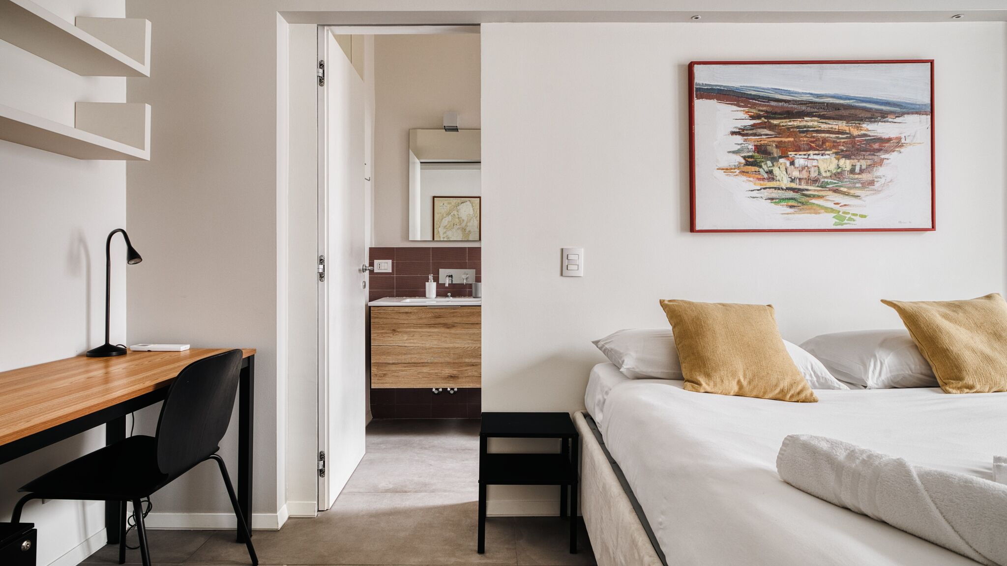 Italianway Milano Large Central Apartment Milan’s Navigli – 5 Guests