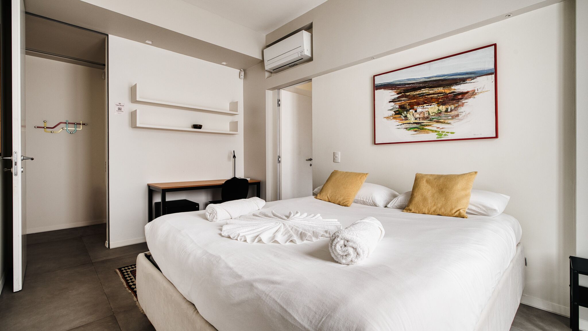 Italianway Milano Large Central Apartment Milan’s Navigli – 5 Guests