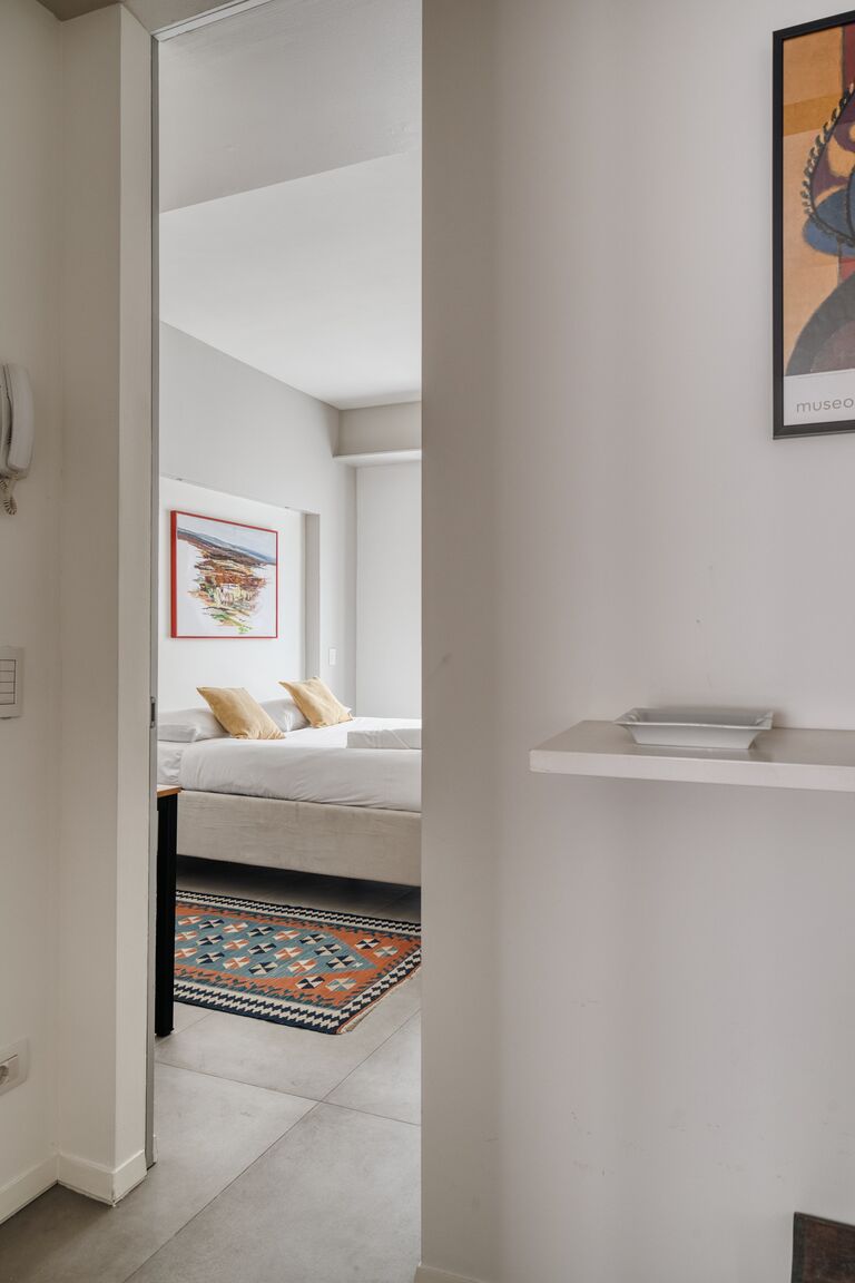 Italianway Milano Large Central Apartment Milan’s Navigli – 5 Guests