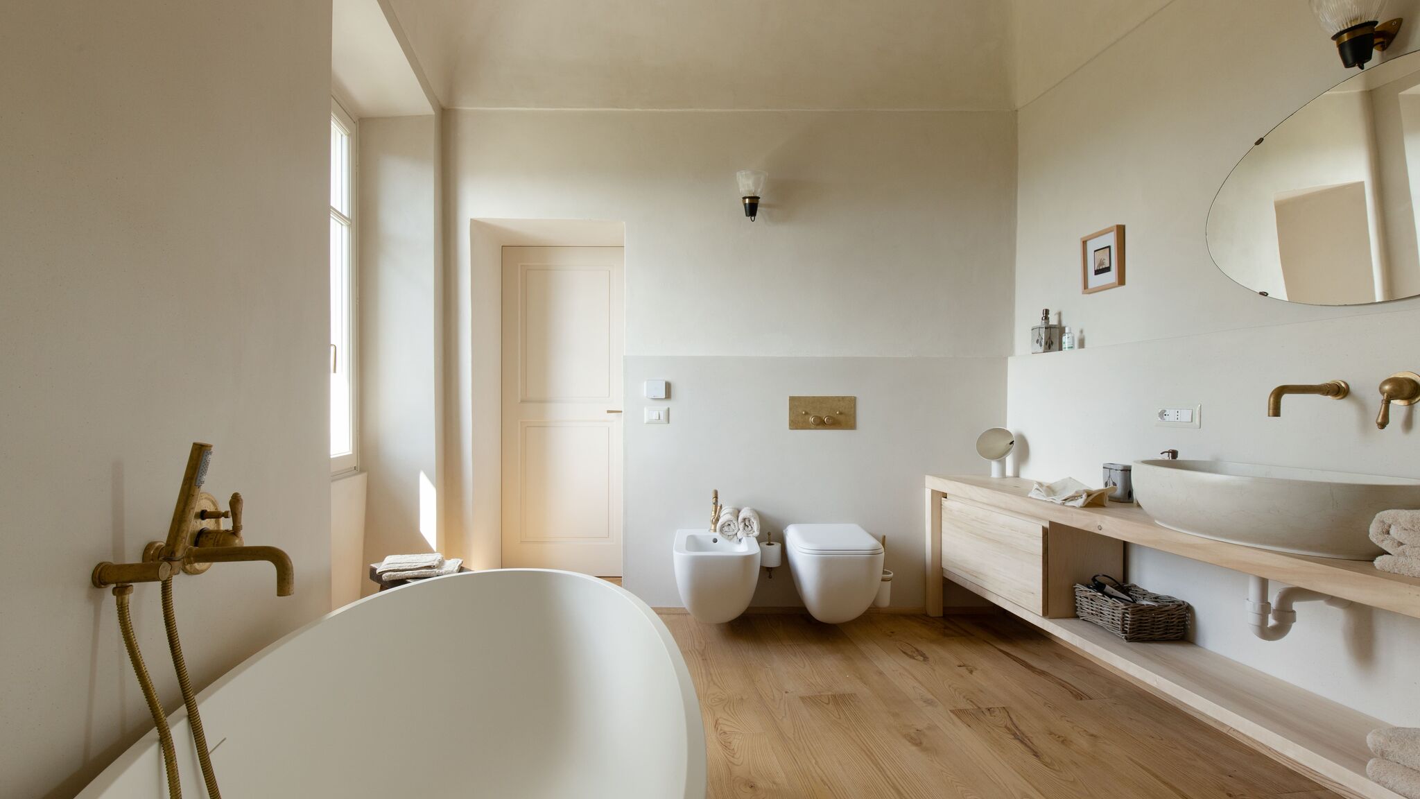 Italianway Monforte d'Alba Casa MON - Timeless Luxury with Private Spa