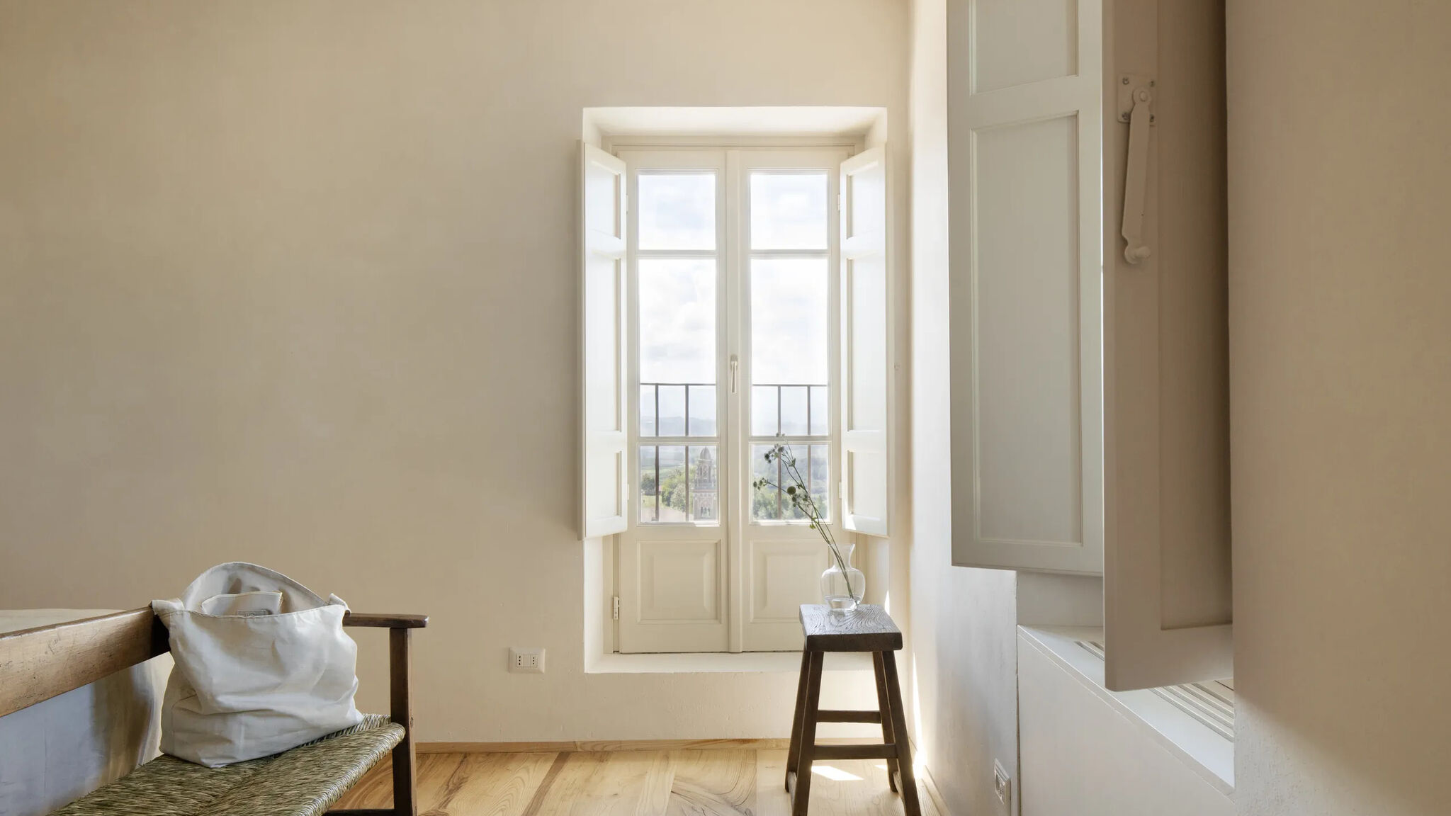 Italianway Monforte d'Alba Casa MON - Timeless Luxury with Private Spa