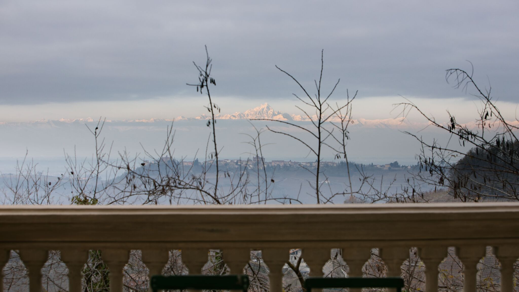 Italianway Monforte d'Alba Casa MON - Timeless Luxury with Private Spa