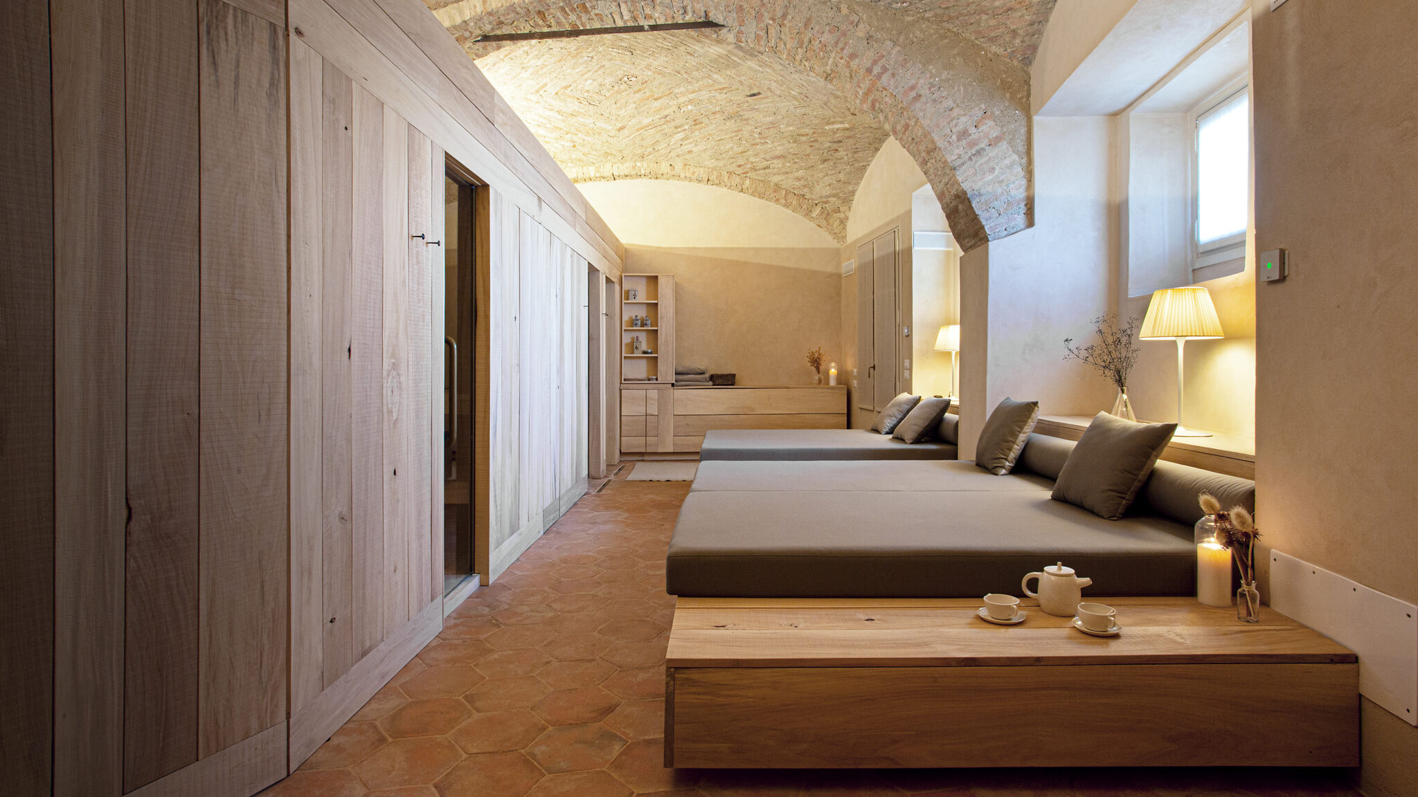 Italianway Monforte d'Alba Casa MON - Timeless Luxury with Private Spa