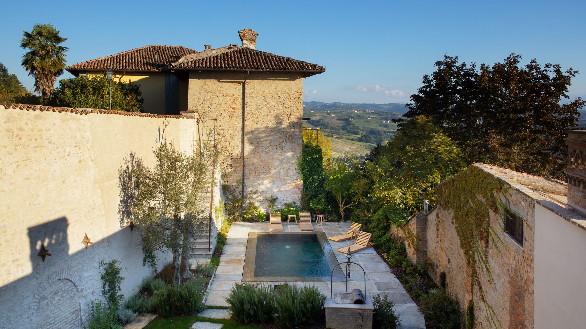 Italianway Monforte d'Alba Casa MON - Timeless Luxury with Private Spa