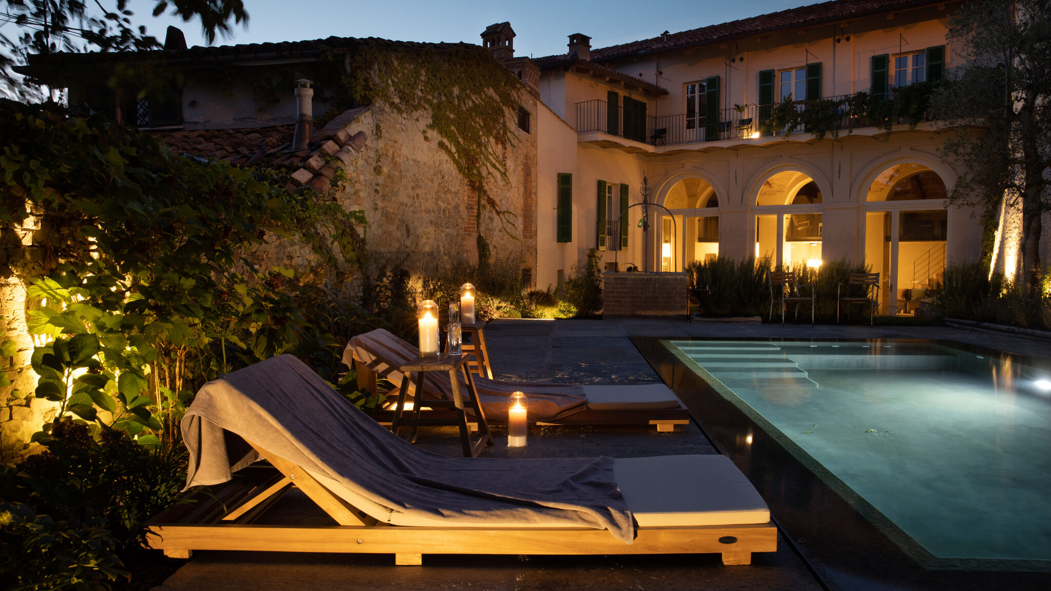 Italianway Monforte d'Alba Casa MON - Timeless Luxury with Private Spa