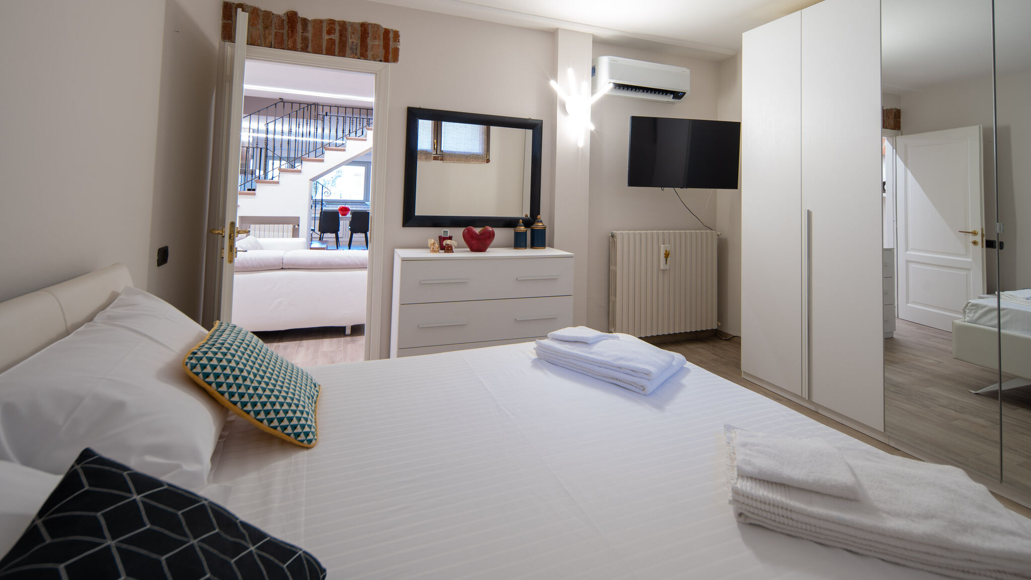 Italianway Roddi Casa a Roddi con vista sulle Colline