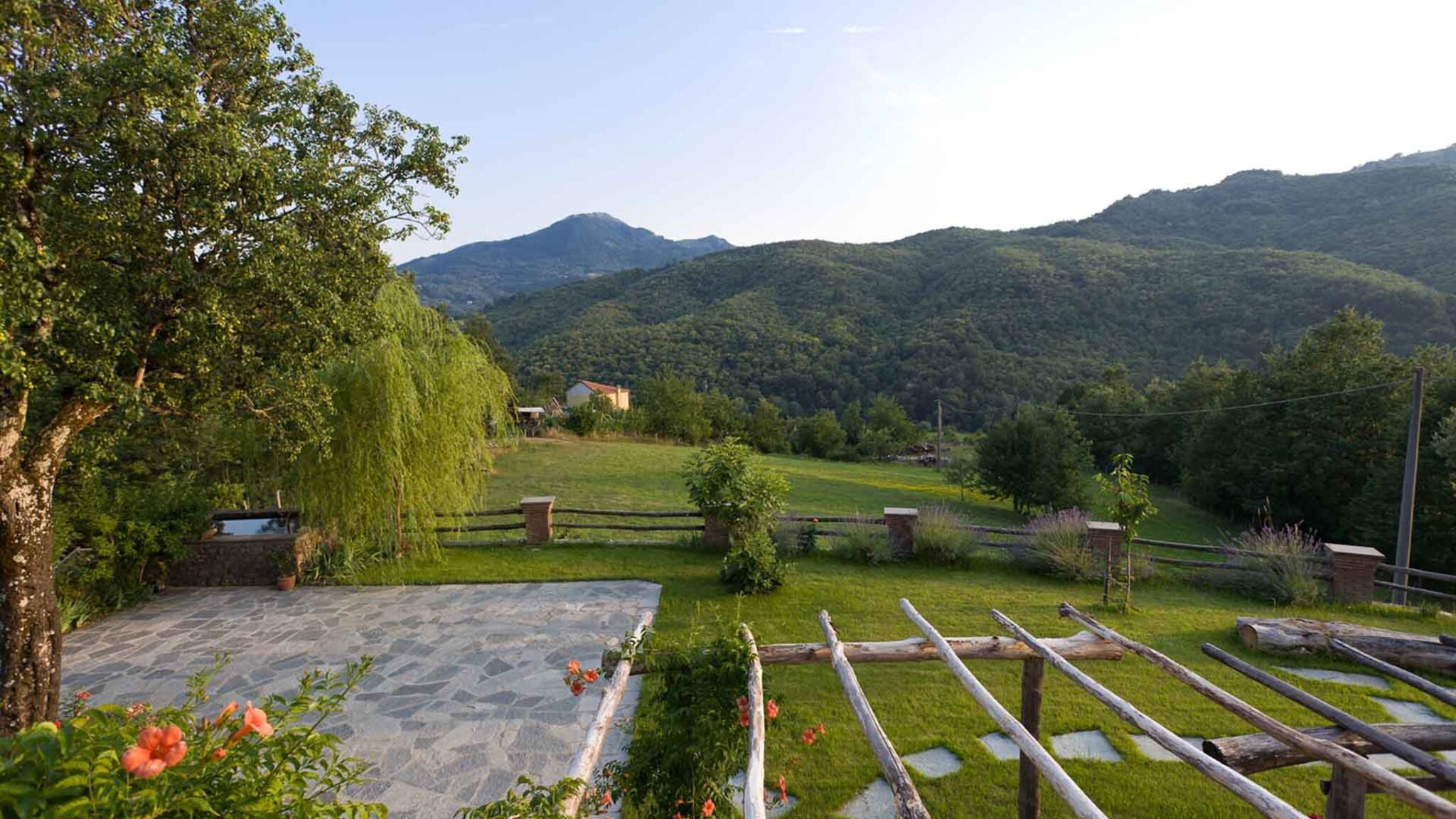 Italianway Varese Ligure Villa Arbeio 8+6