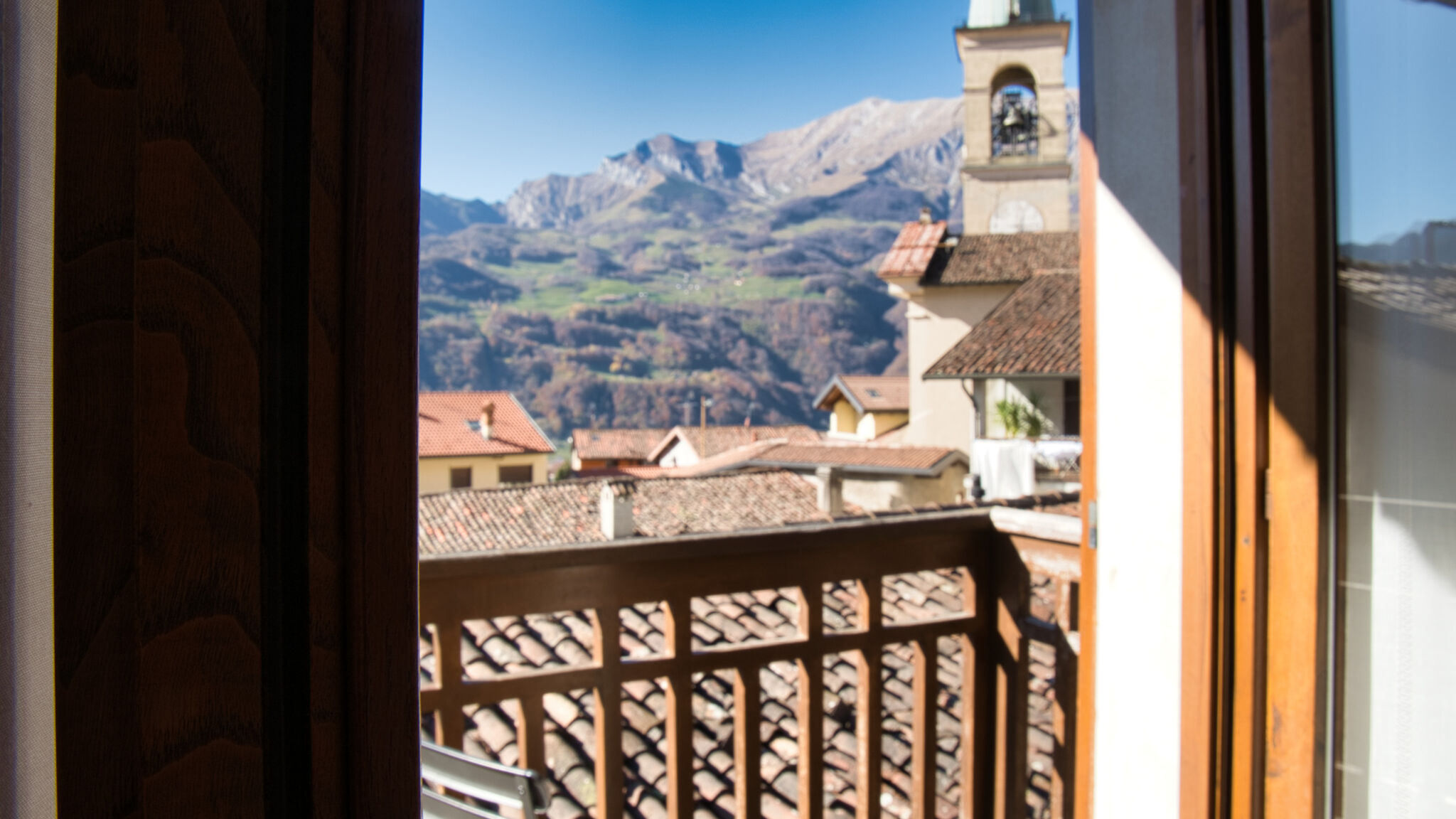 Italianway Barzio Lòbia in via Parrochiale - app. Legno (P2)