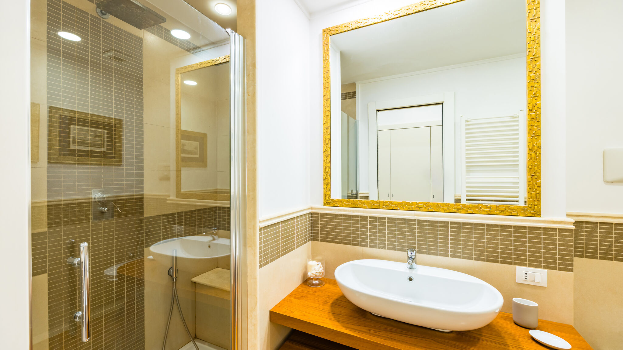 Italianway Napoli Harmony Elegant Apartment with Parking