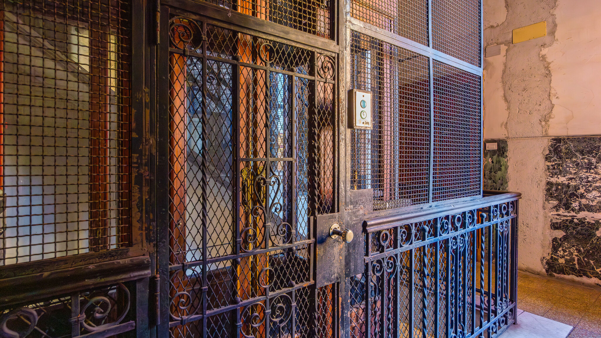 Italianway Napoli Harmony Elegant Apartment with Parking