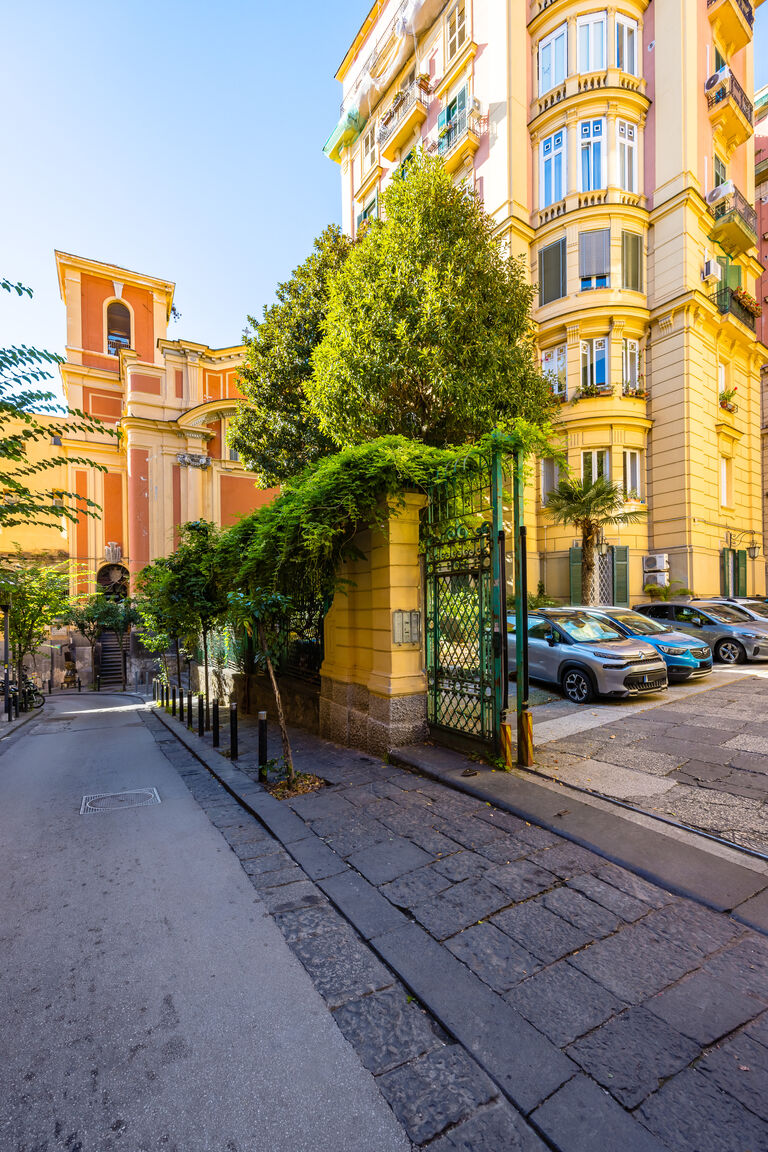 Italianway Napoli Harmony Elegant Apartment with Parking