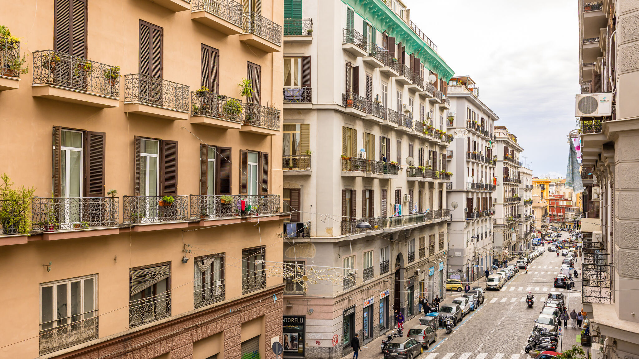 Napoliapartments.it (per Apt commercializzati) Napoli Muzy flat at Capuana by NapoliApartments