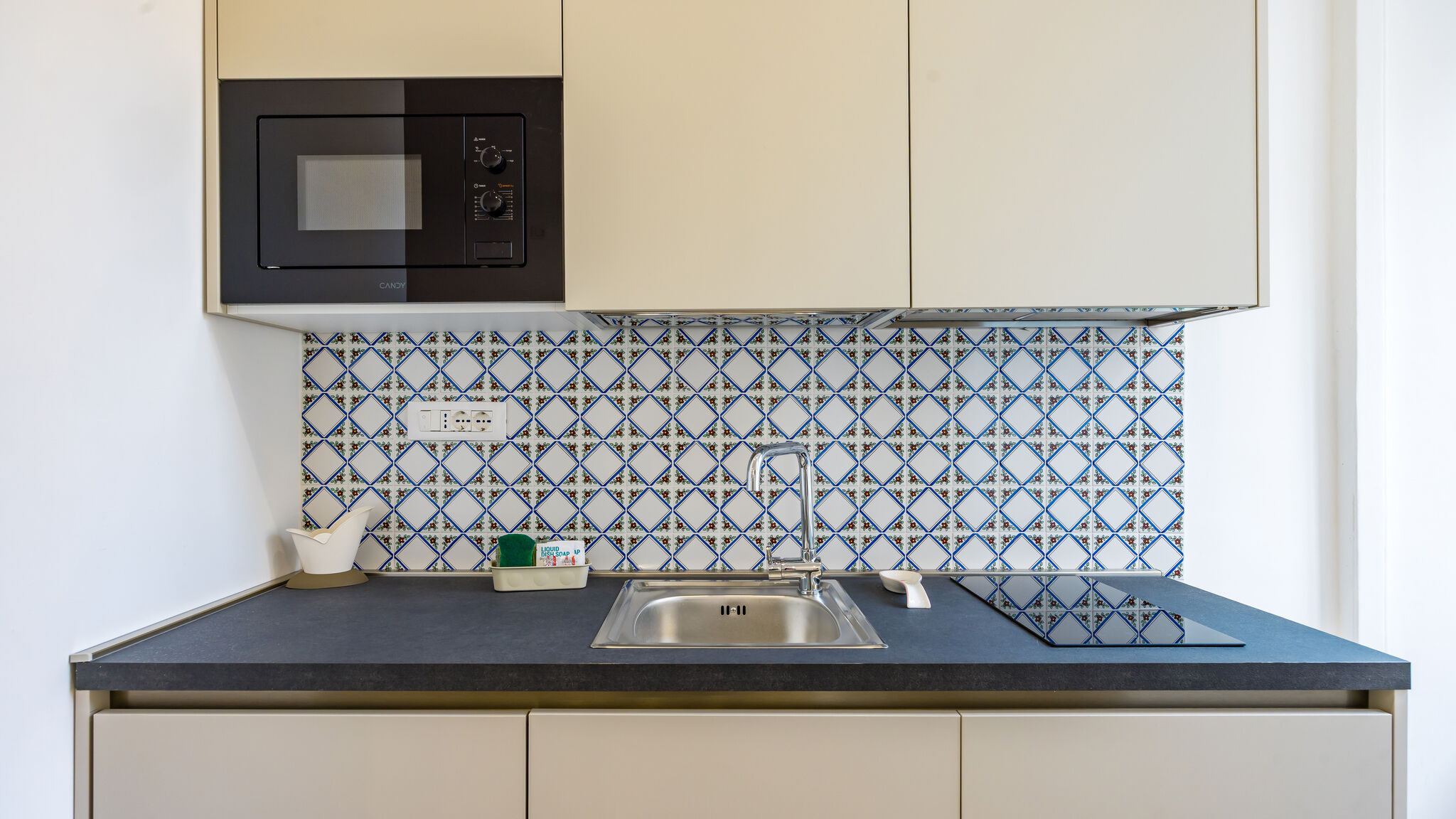 Napoliapartments.it (per Apt commercializzati) Napoli Muzy flat at Capuana by NapoliApartments