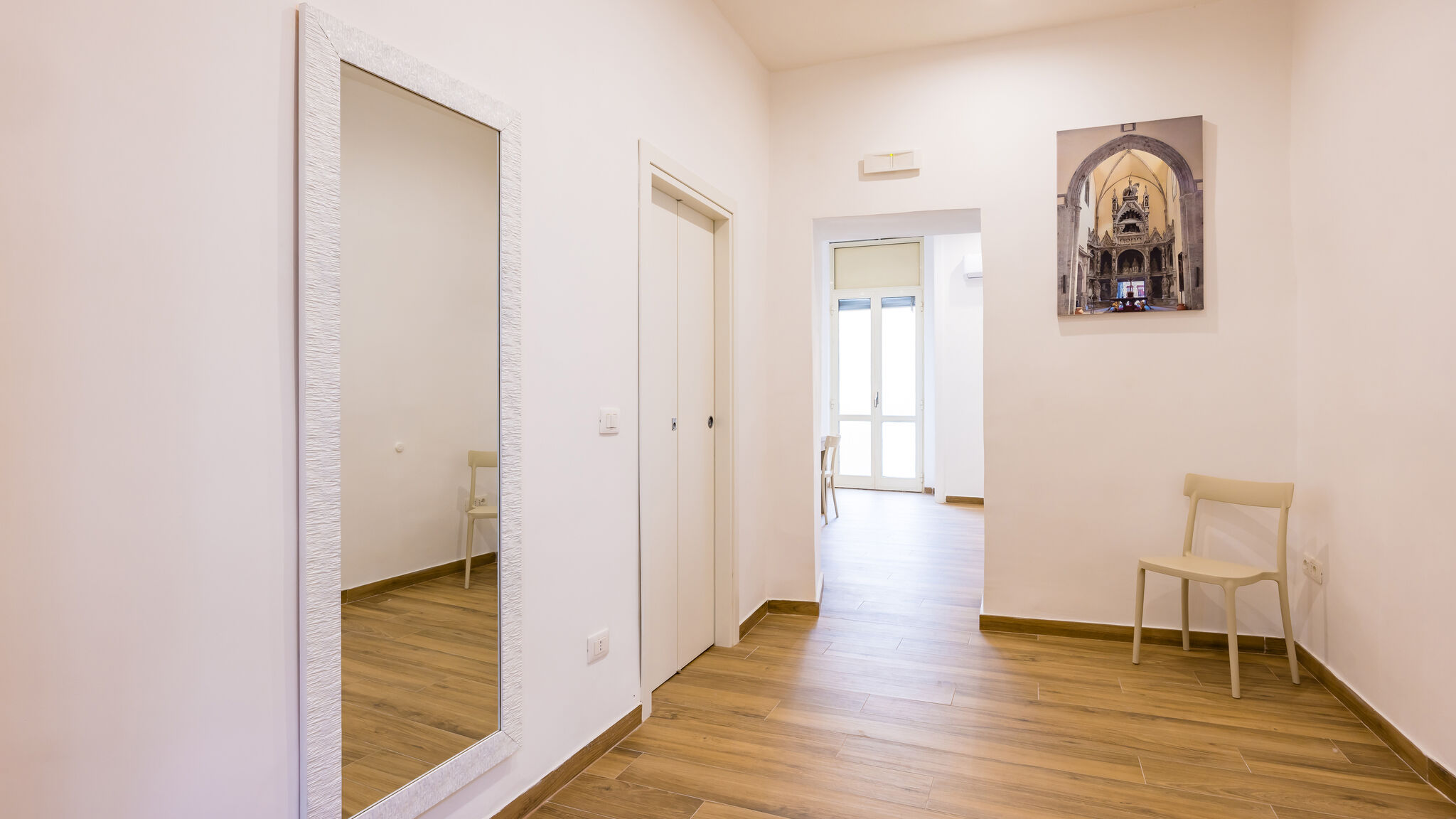 Napoliapartments.it (per Apt commercializzati) Napoli Muzy flat at Capuana by NapoliApartments