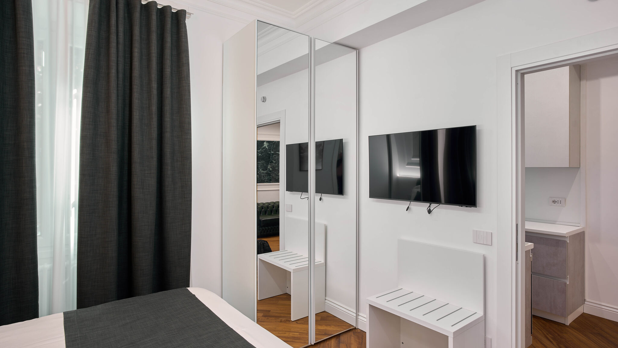 Italianway Roma Domus Mariani - Robinie by Ghor