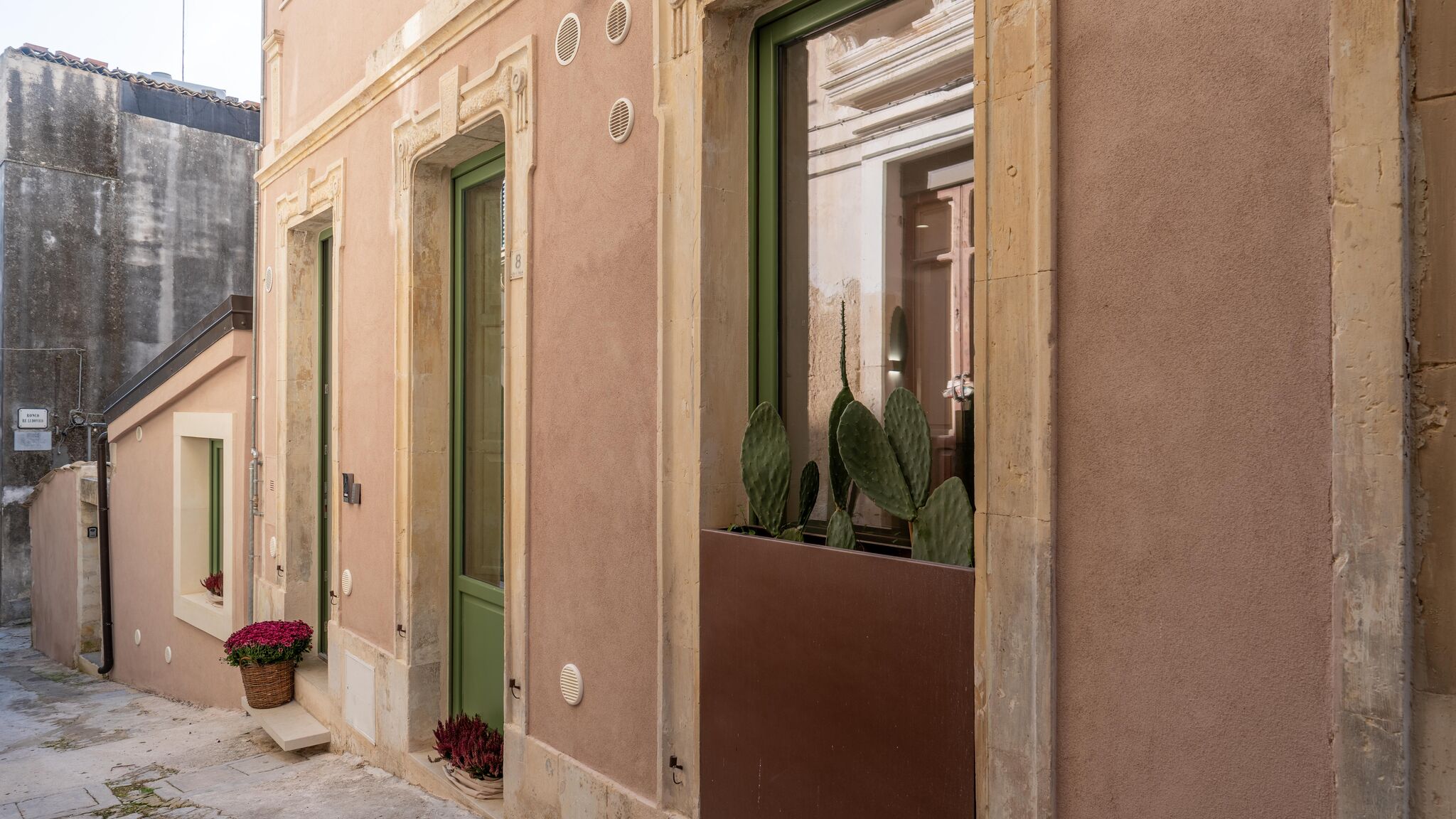 Italianway Noto Vicolo Trigona con terrazza e jacuzzi riscaldata