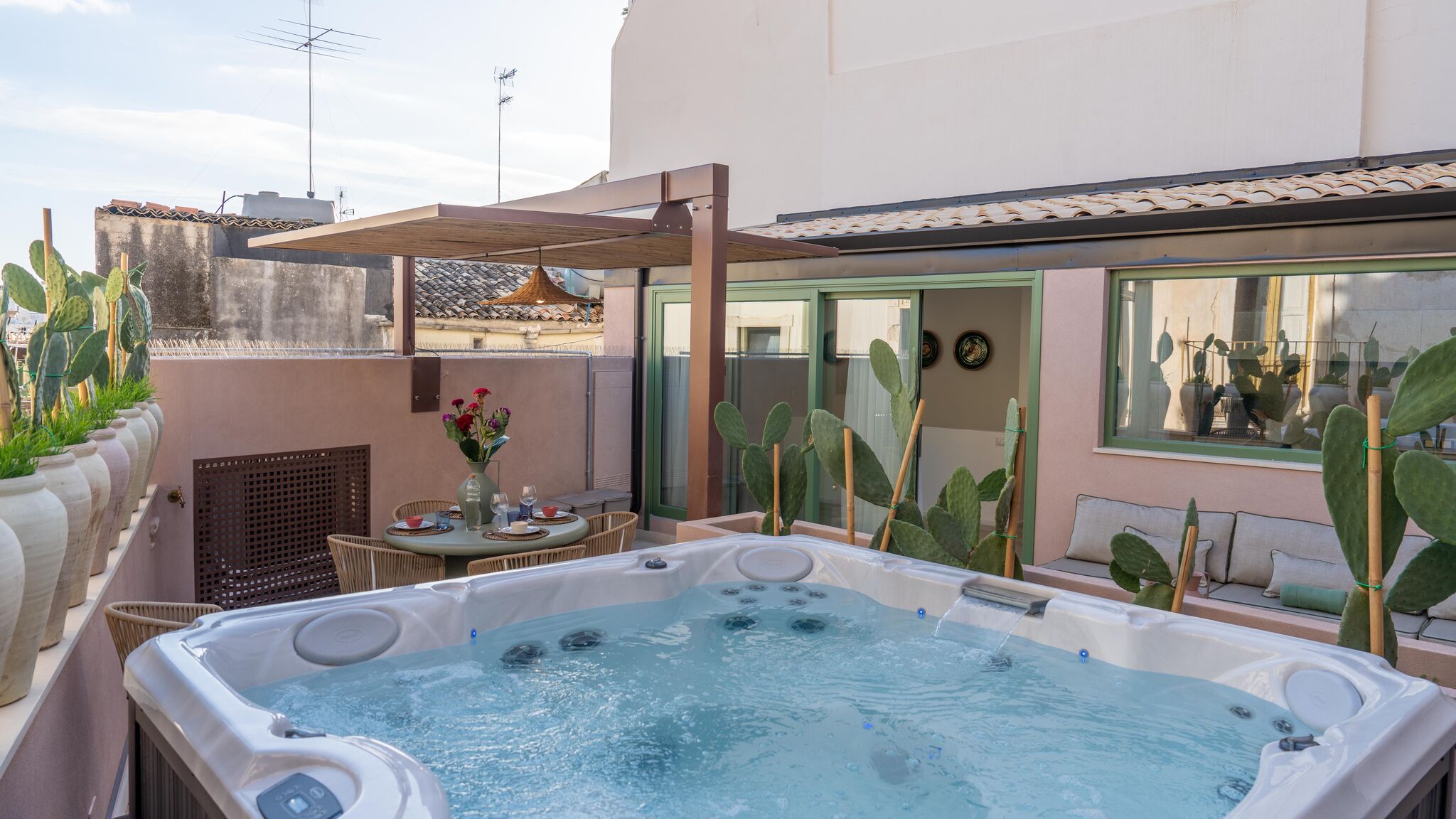 Italianway Noto Vicolo Trigona con terrazza e jacuzzi riscaldata