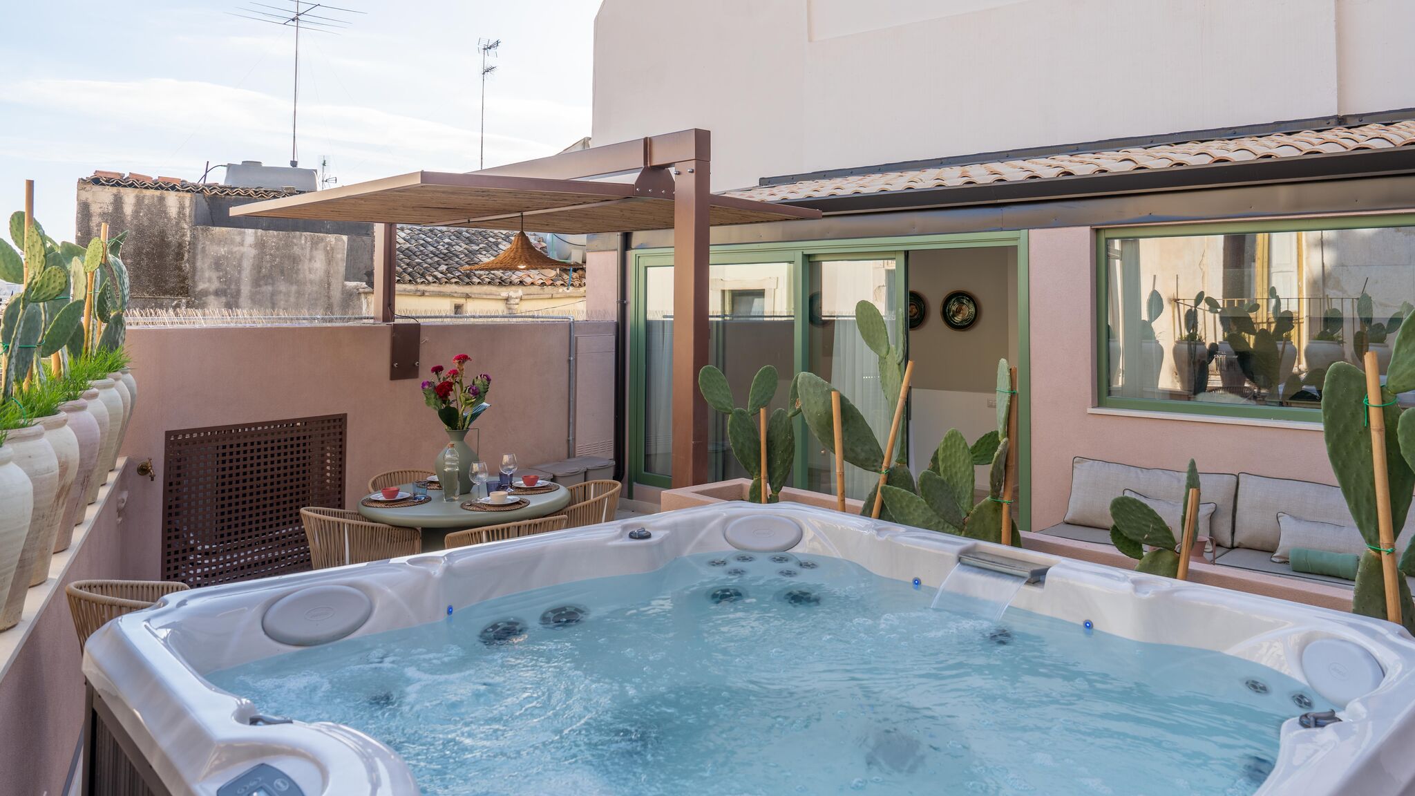 Italianway Noto Vicolo Trigona con terrazza e jacuzzi riscaldata