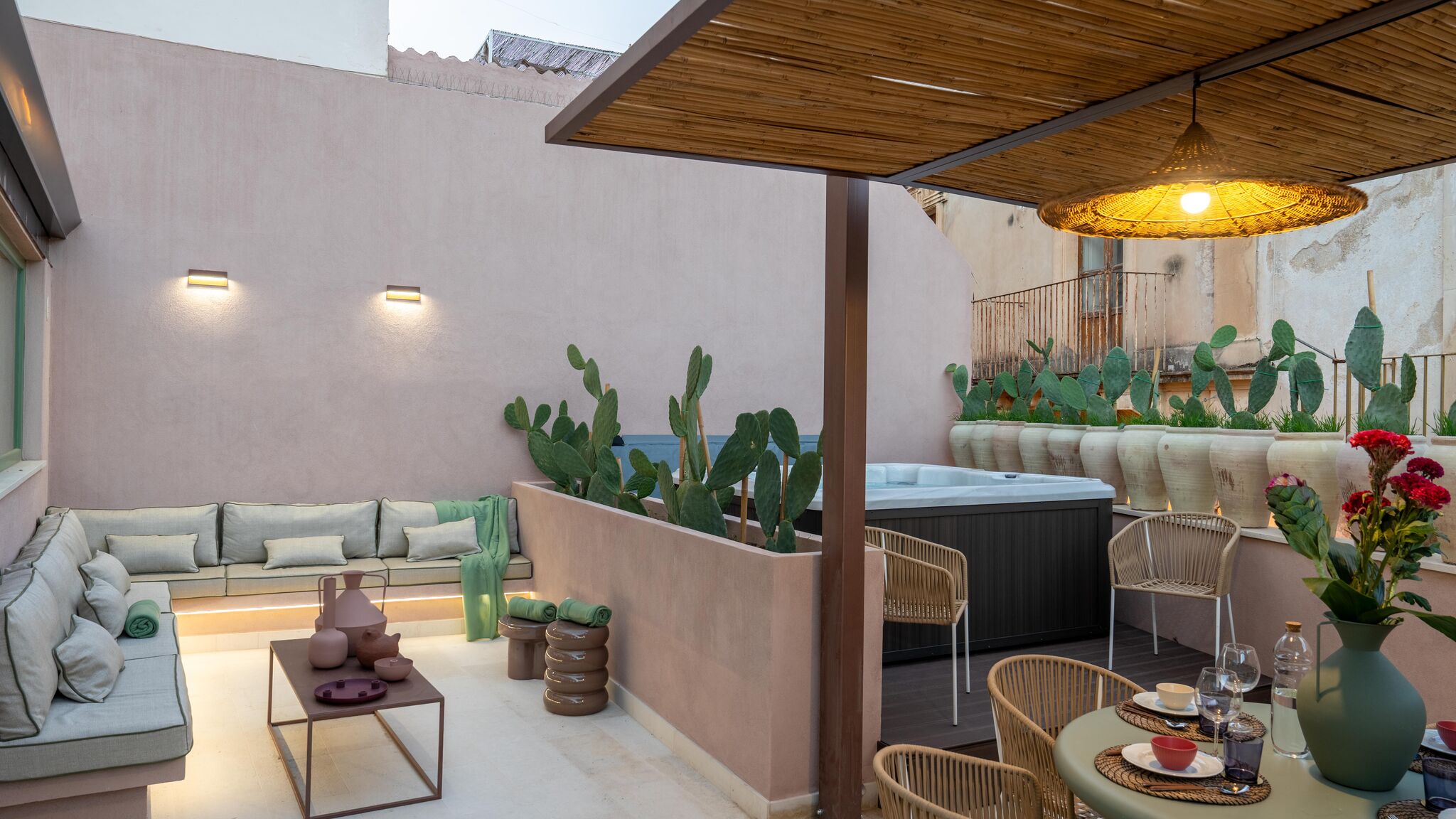 Italianway Noto Vicolo Trigona con terrazza e jacuzzi riscaldata