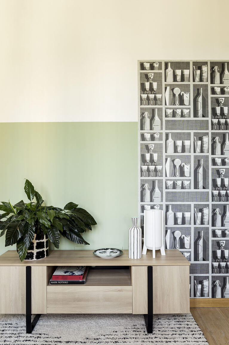 Italianway Milano Two Apartments Combined into One Space; 8 people