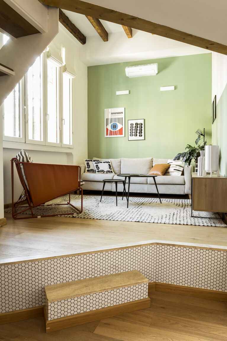 Italianway Milano Two Apartments Combined into One Space; 8 people