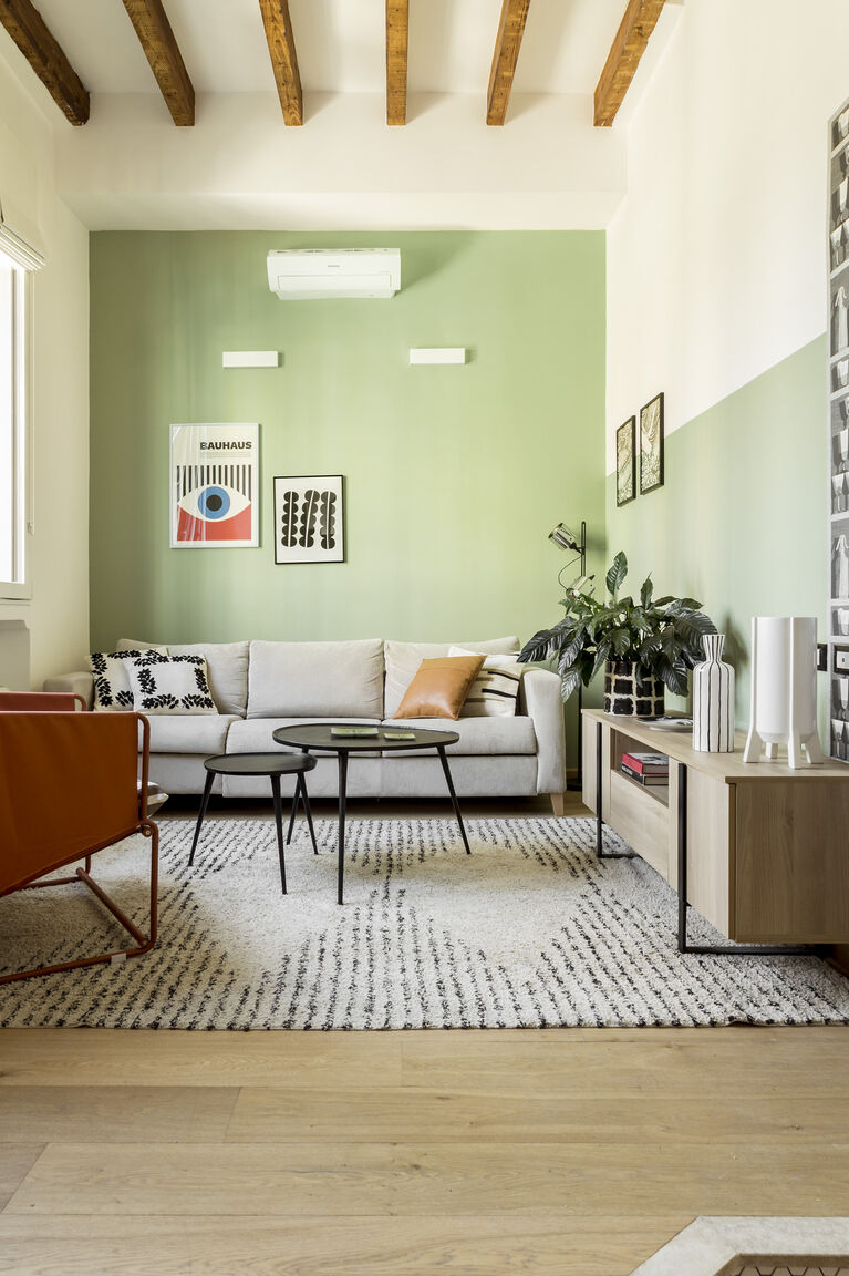 Italianway Milano Two Apartments Combined into One Space; 8 people