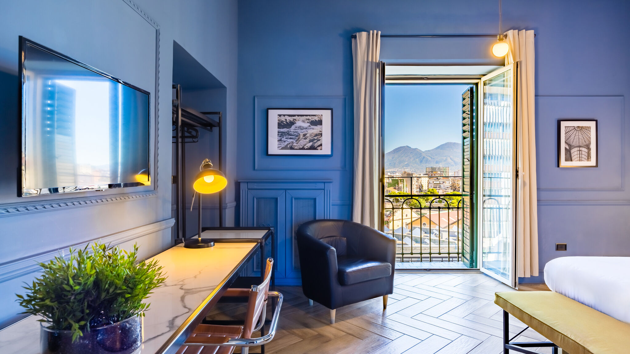 Italianway Napoli Elite Art Palace by Napoliapartments