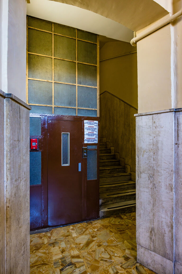 Italianway Napoli Elite Art Palace by Napoliapartments